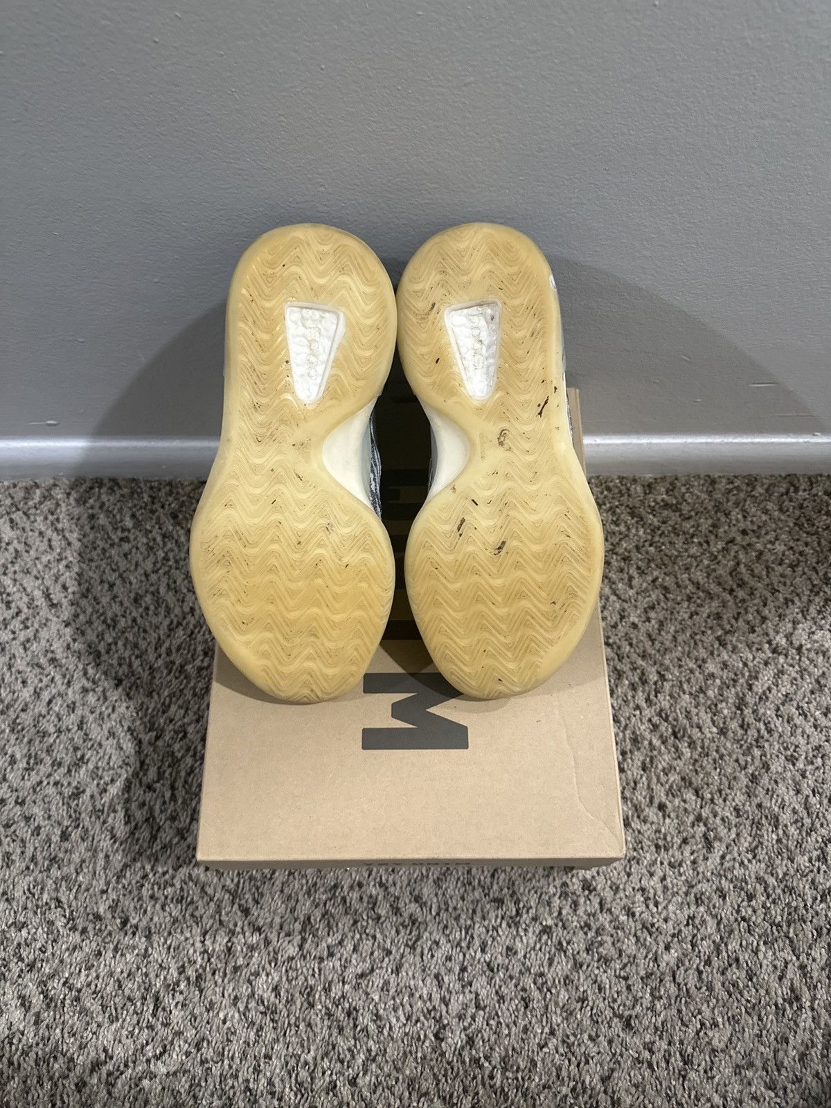 Yeezy YZY QNTM Sz 7.5 Size US 7.5 / EU 40-41 - 5 Thumbnail