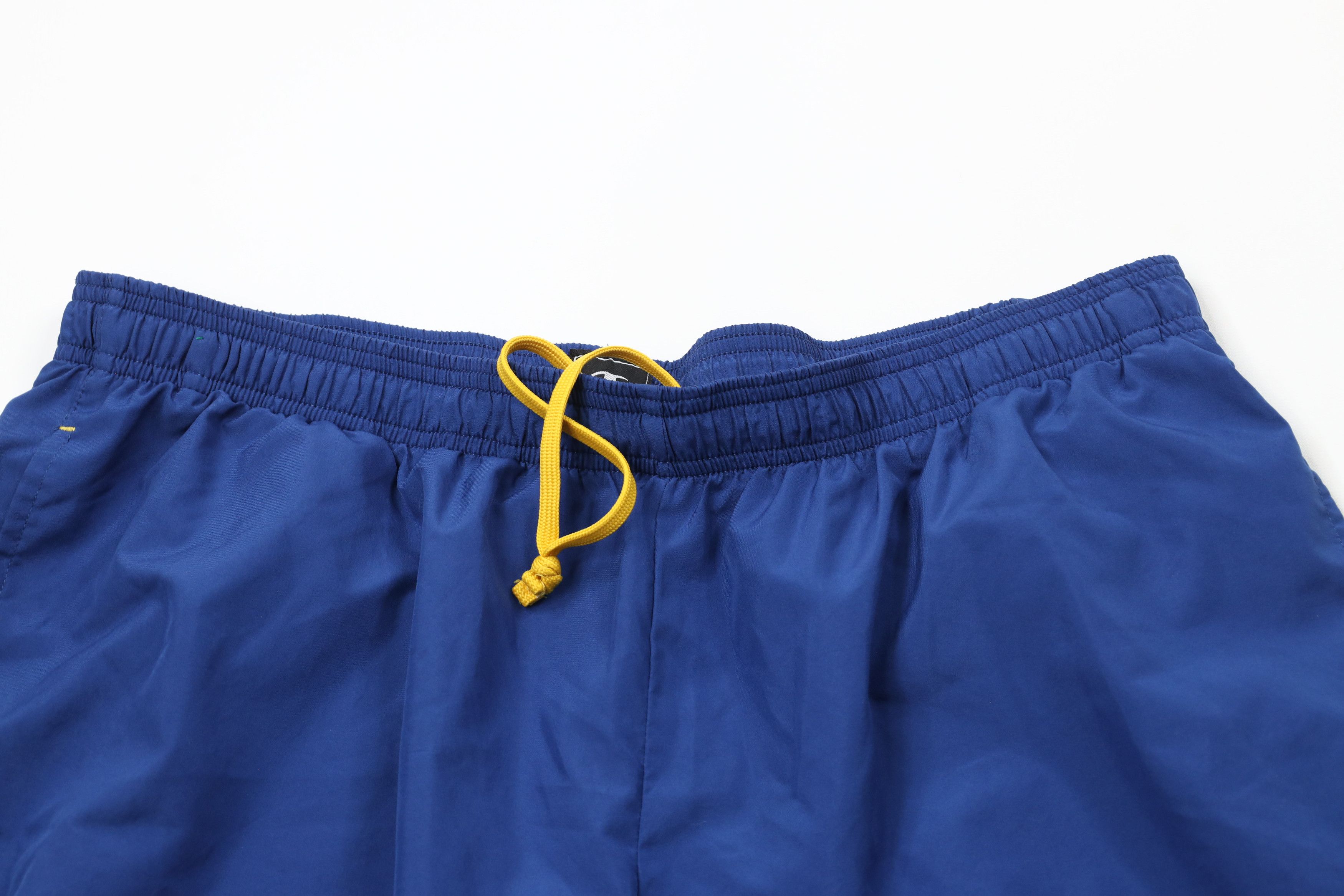 Champion × Vintage Vintage 90s Champion Classic Logo Running Soccer Shorts Blue Size US 36 / EU 52 - 2 Thumbnail