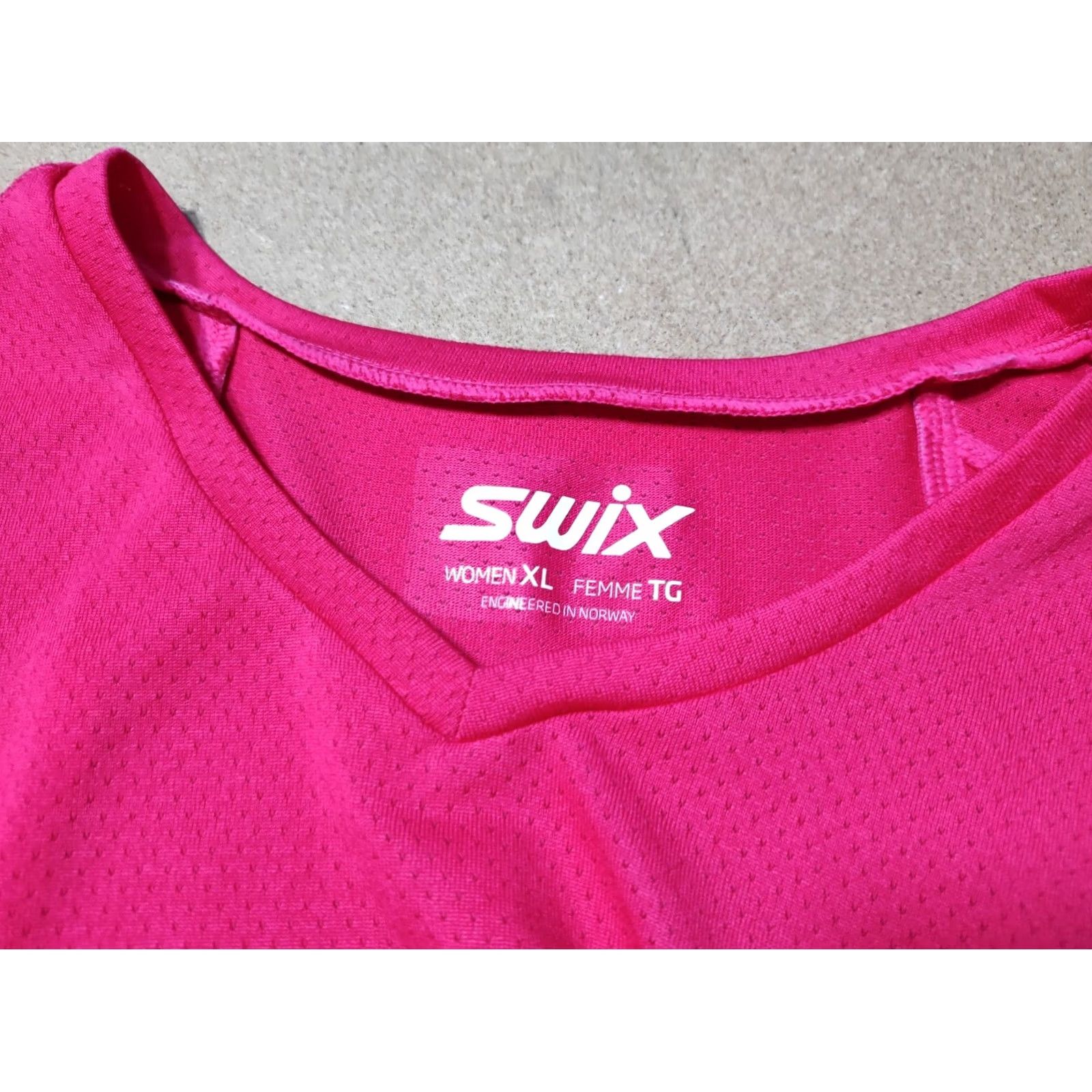 Vintage SWIX Womens Pink T-Shirt Sport Top Tee Running Workout Short Sleeves XL Size XL / US 12-14 / IT 48-50 - 8 Thumbnail