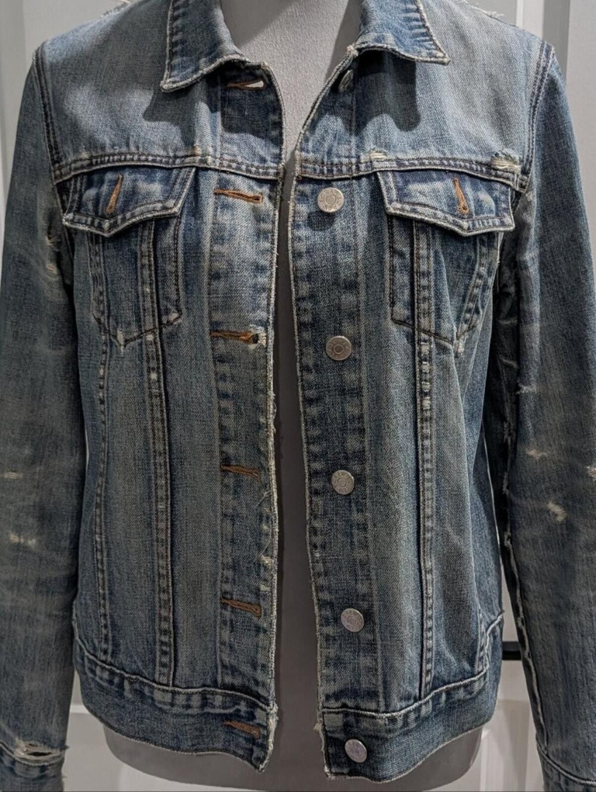 J.Crew J. Crew Light Wash Distressed Denim Jacket Size S / US 4 / IT 40 - 2 Thumbnail