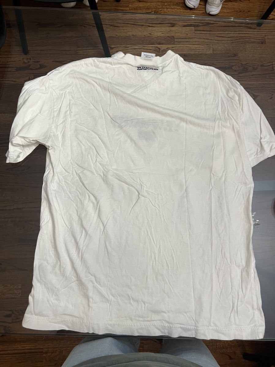 Vetements Vetements Tee Size US XS / EU 42 / 0 - 4 Thumbnail
