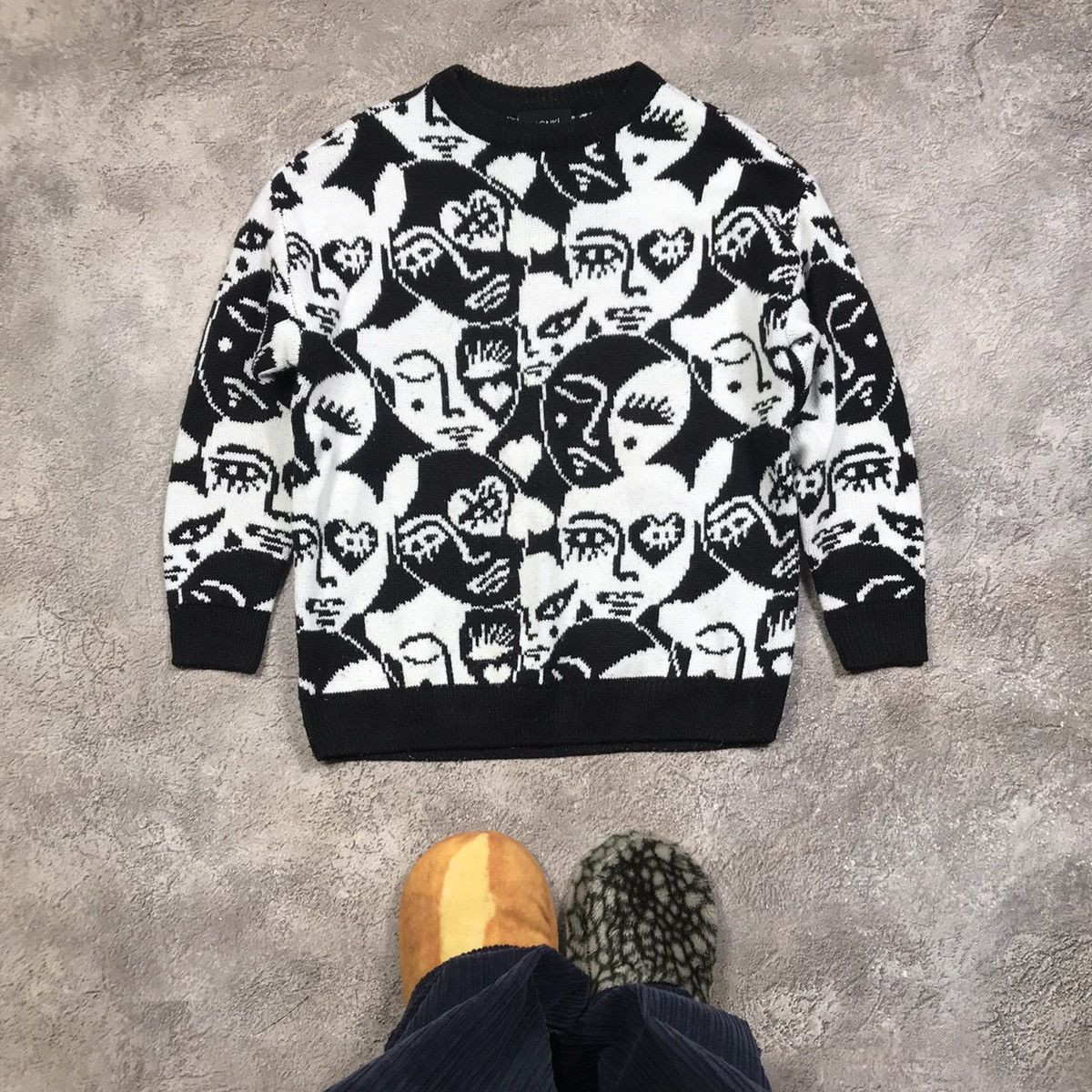 Vintage Vintage 90s Y2K Abstract Faces All Over Print Sweater Punk M Size M / US 6-8 / IT 42-44 - 1 Thumbnail