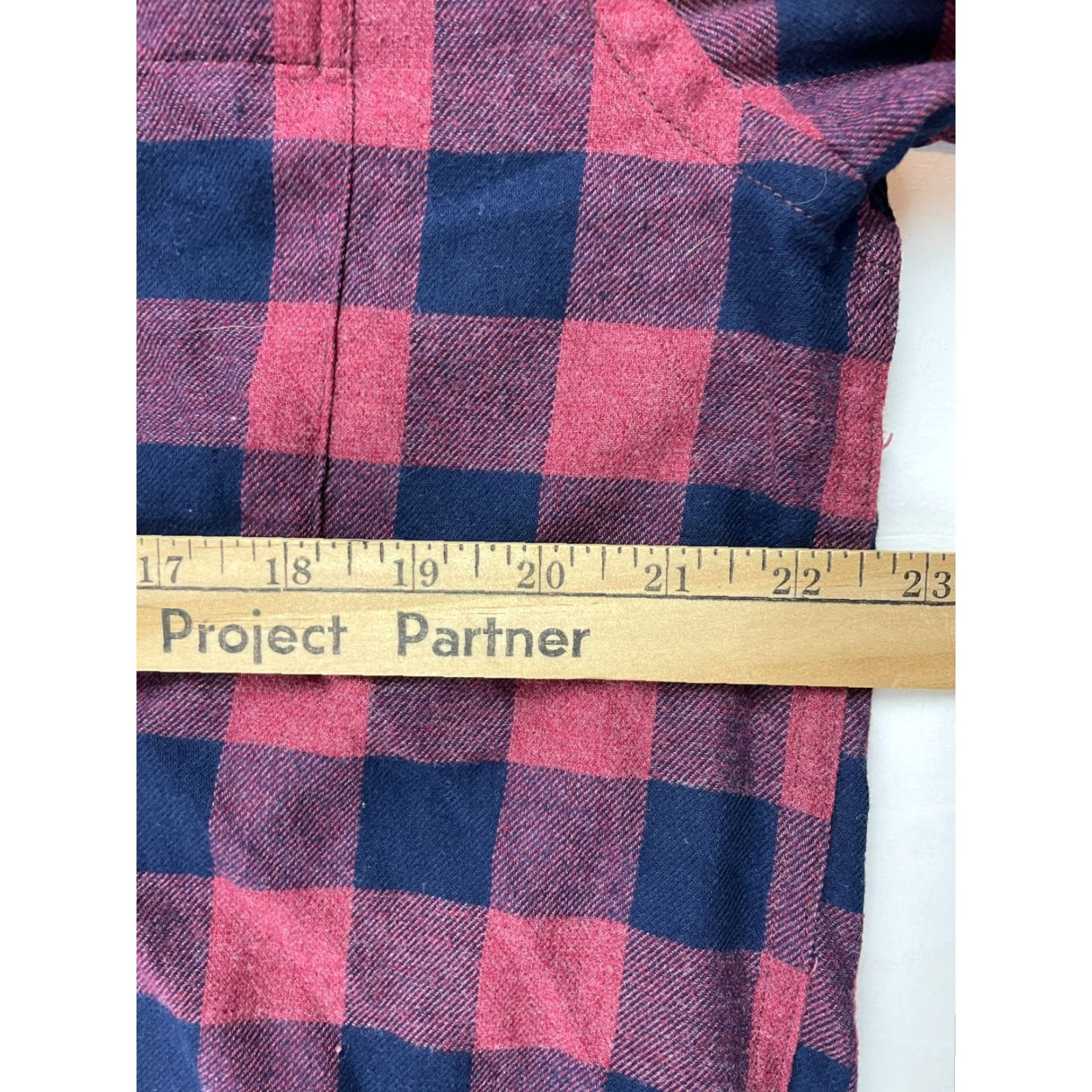 Izod IZOD Shirt Mens Size Medium Maroon Navy Blue Buffalo Plaid Button Up Flannel Size US M / EU 48-50 / 2 - 4 Thumbnail