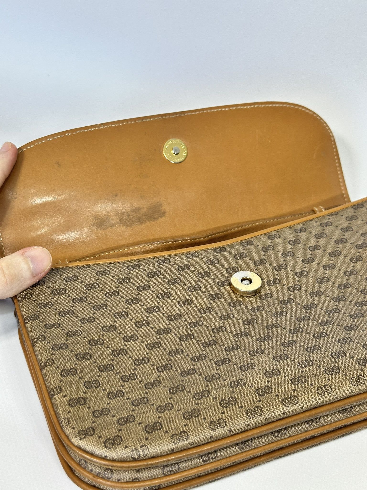 Gucci Gucci Crossbody Bag Micro GG Monogram Vintage Beige Size ONE SIZE - 11 Thumbnail