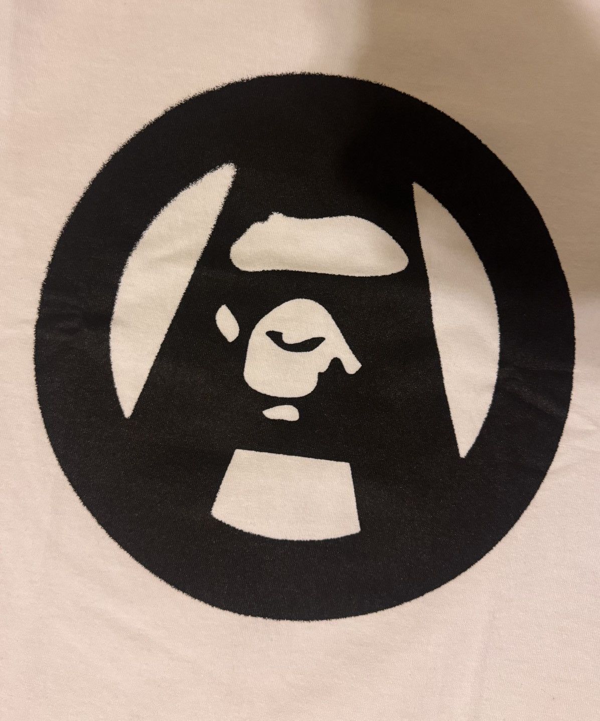 Bape BAPE White Stencil Circle Ape Face Tee Size US L / EU 52-54 / 3 - 2 Thumbnail