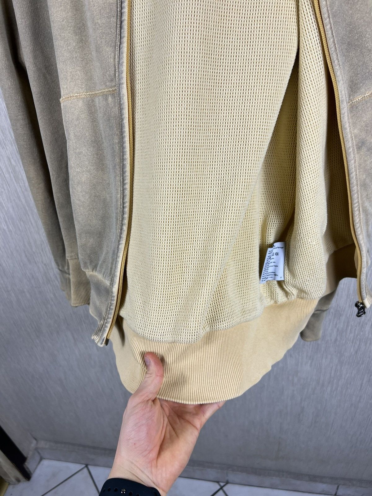 Hugo Boss Vintage Hugo Boss y2k dusty burned thermal zip basic hoodie Size US L / EU 52-54 / 3 - 23 Thumbnail