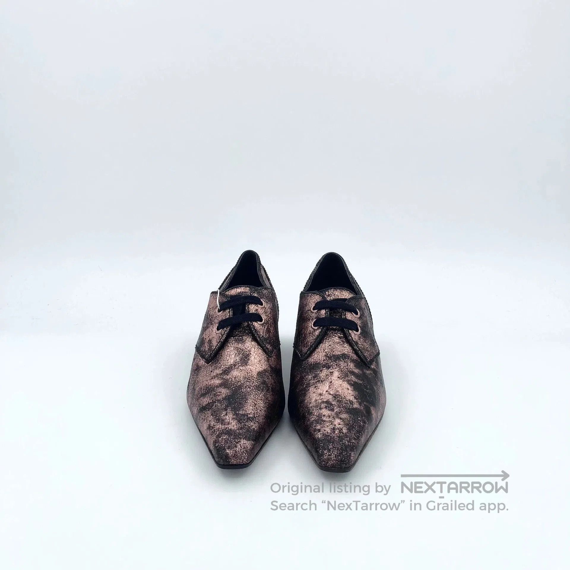 Chanel Chanel Pink Gold Logo Leather Pointed Shoes. Size US 5.5 / EU 38 - 3 Thumbnail