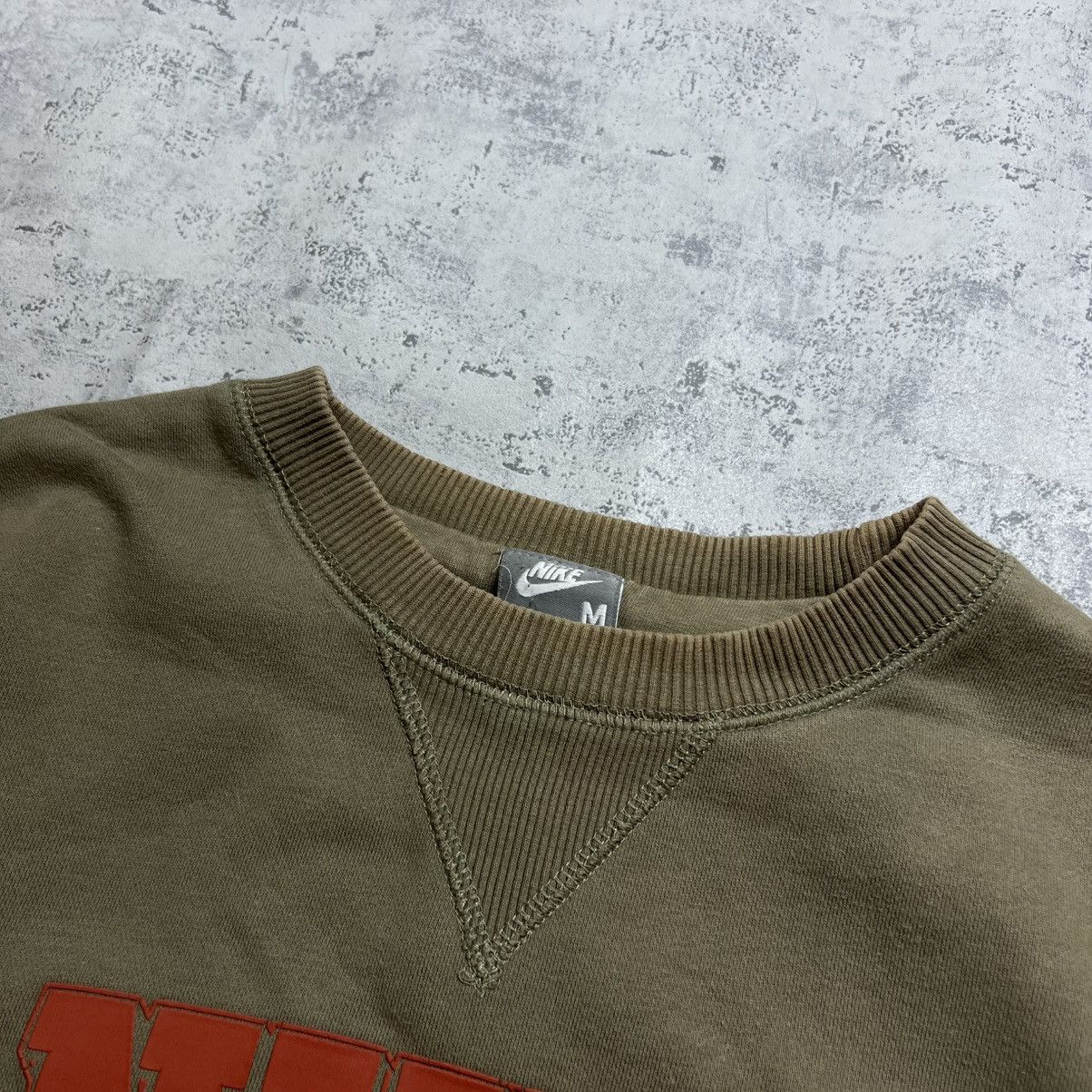 Nike 00s Nike Retro Logo Vintage Y2K Oversized Sweatshirt Size US M / EU 48-50 / 2 - 6 Thumbnail