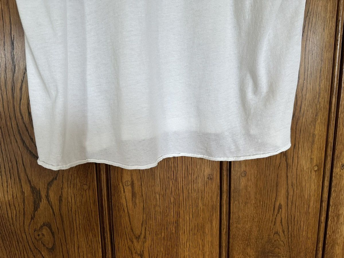 Saint Laurent Paris SS18 Saint Laurent white no smoking lips t shirt L Size US L / EU 52-54 / 3 - 13 Thumbnail