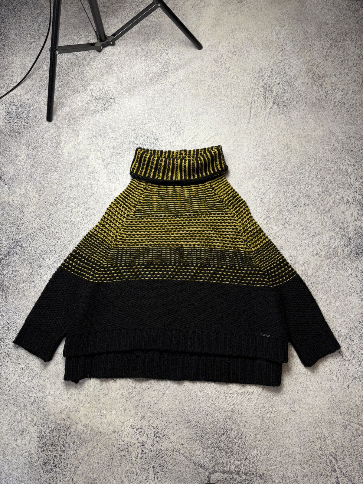 Cop Copine Cop. Copine Black/Yellow Chunky Knit Turtleneck Sweater Size ONE SIZE - 4 Thumbnail