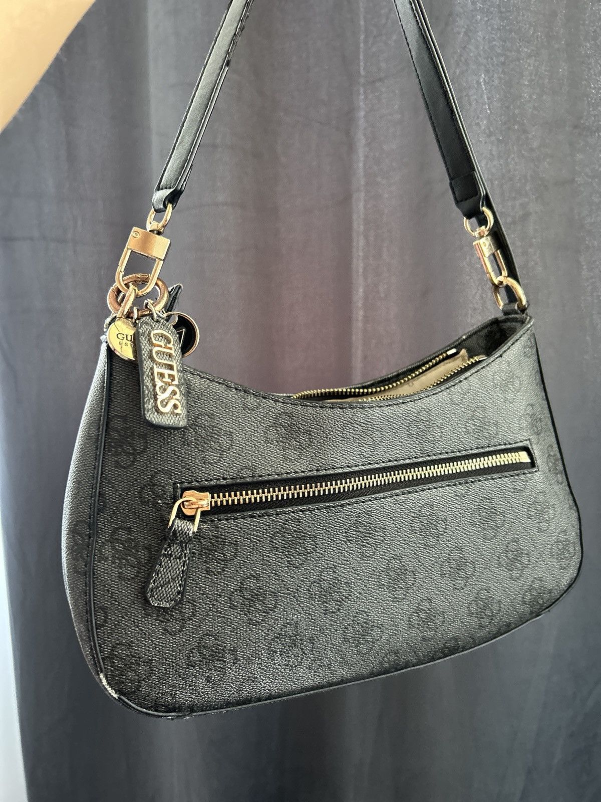 Guess GUESS Tasche – Grau – Vintage Look – gebraucht aber stylisch Size ONE SIZE - 1 Thumbnail