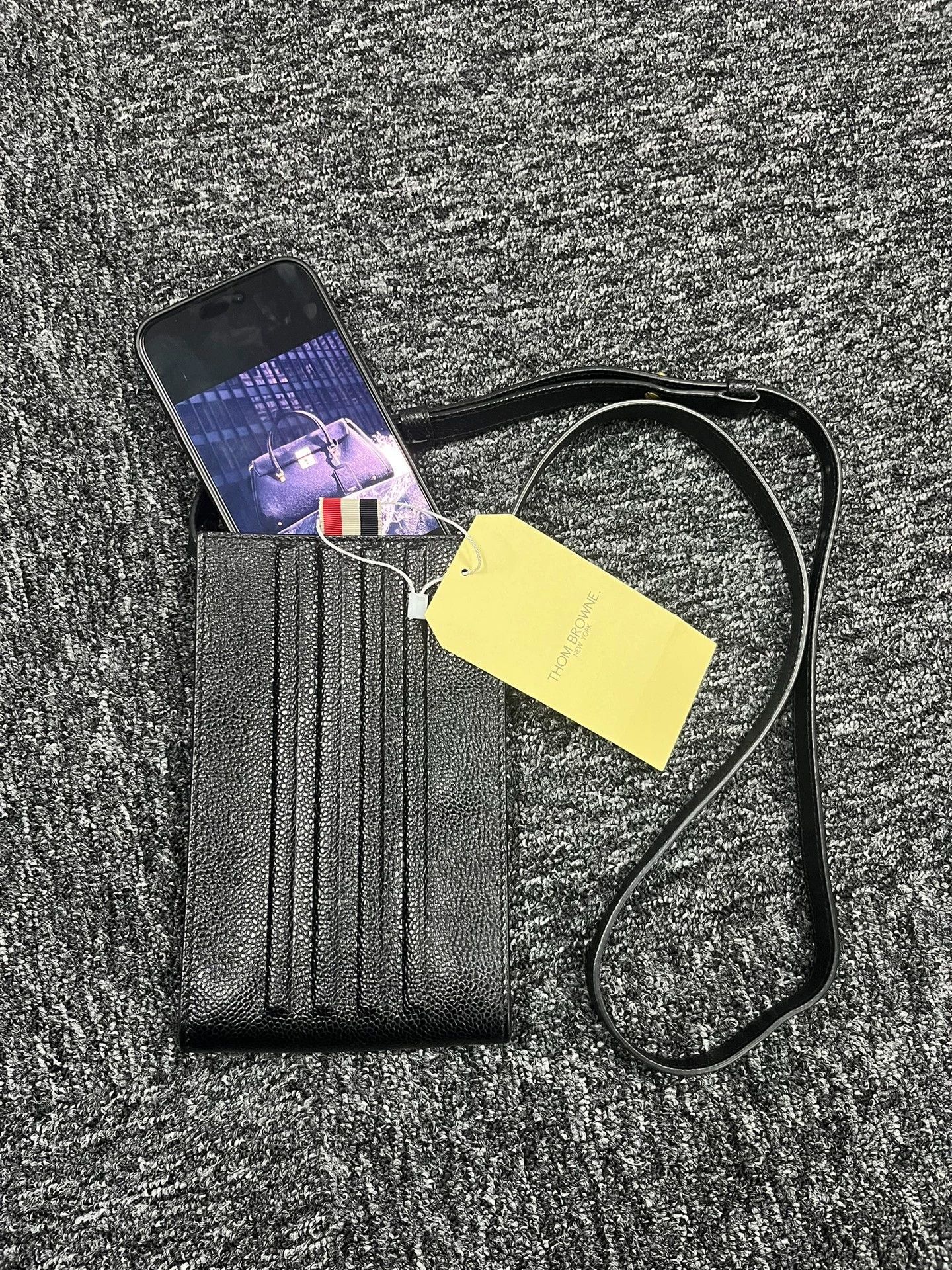 Thom Browne Thom Browne 4-Bar Black Crossbody Phone Pouch Size ONE SIZE - 4 Thumbnail