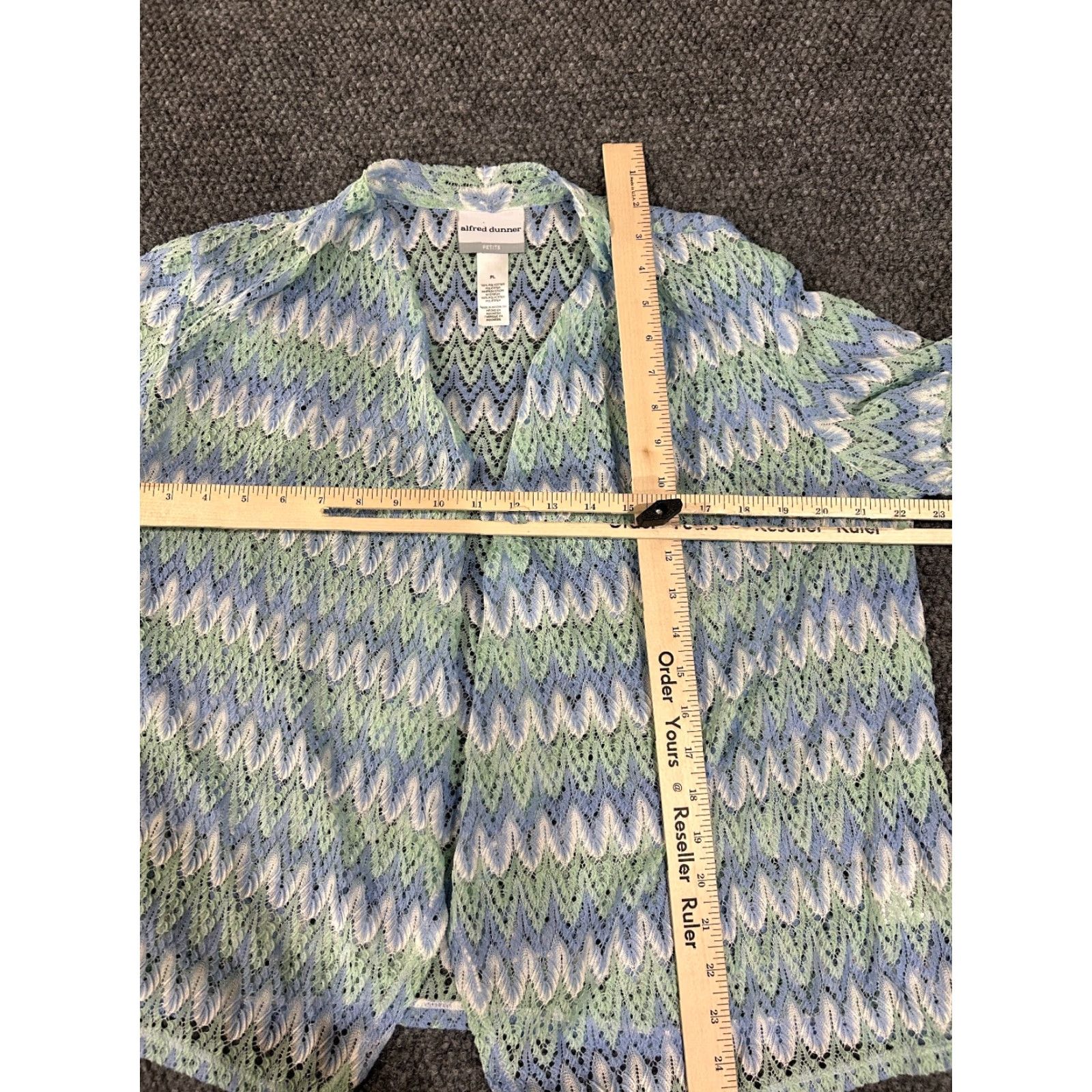 Vintage Alfred Dunner Blouse Womens Petite Large Blue Crochet Lace White Knit Polyester Round Neck Short Sleeve Casual Shirt Size L / US 10 / IT 46 - 4 Thumbnail