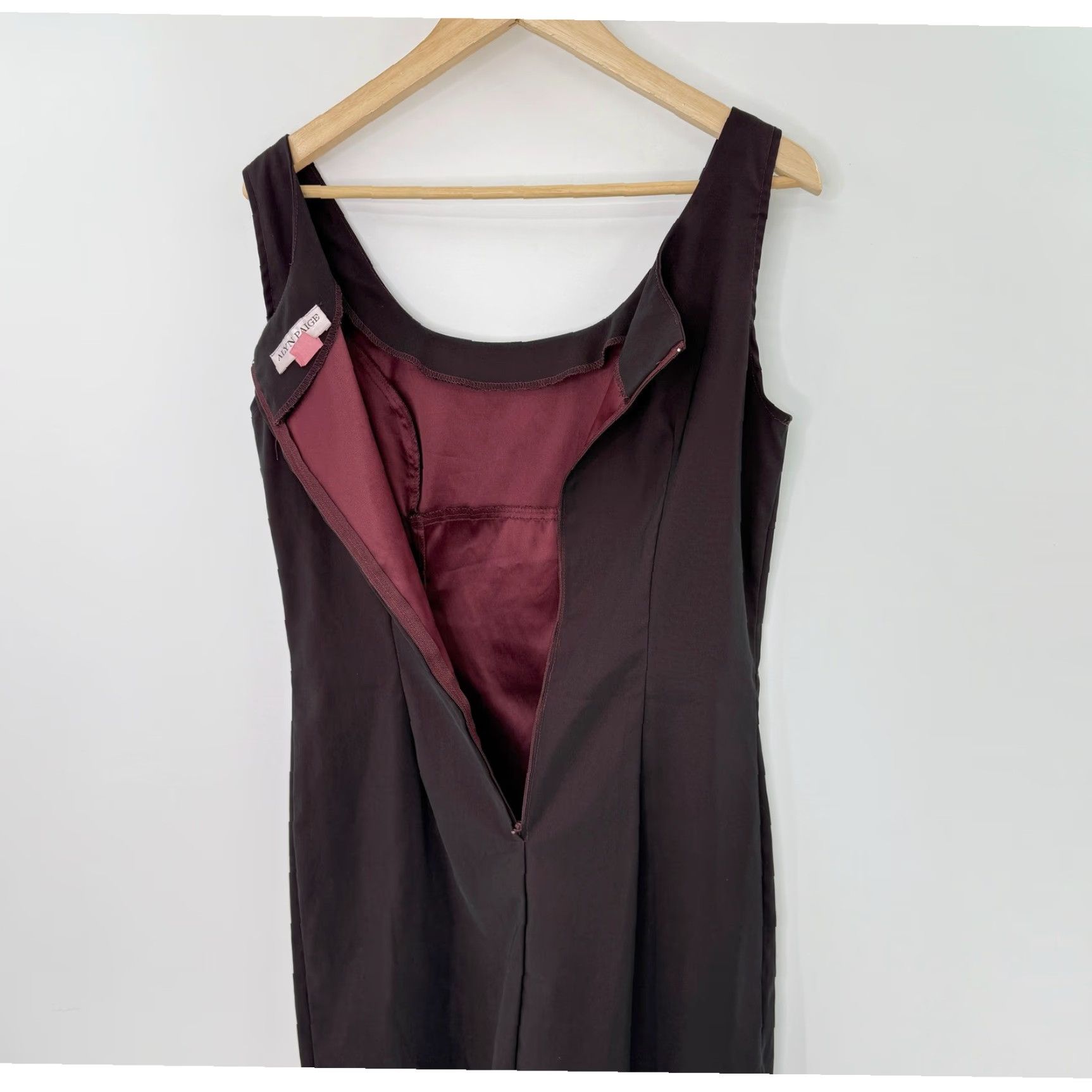 VINTAGE Alyn Paige Dress Sheath Midi Sleeveless Purple Square Neck Party  Cocktail Women Adult Regular XS-