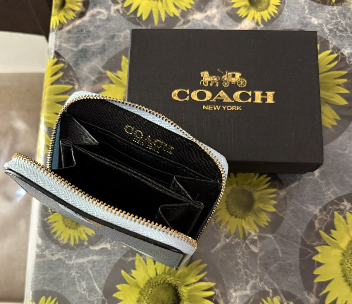 Coach Coach Blue Floral Print Small Zip Wallet with Box Size ONE SIZE - 3 Thumbnail