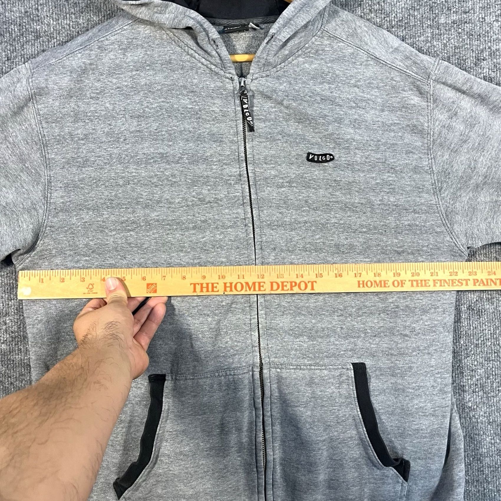 Volcom VINTAGE Volcom Hoodie Large Gray Striped Y2K Skater Surf Grunge Full Zip Mens Size US L / EU 52-54 / 3 - 4 Thumbnail