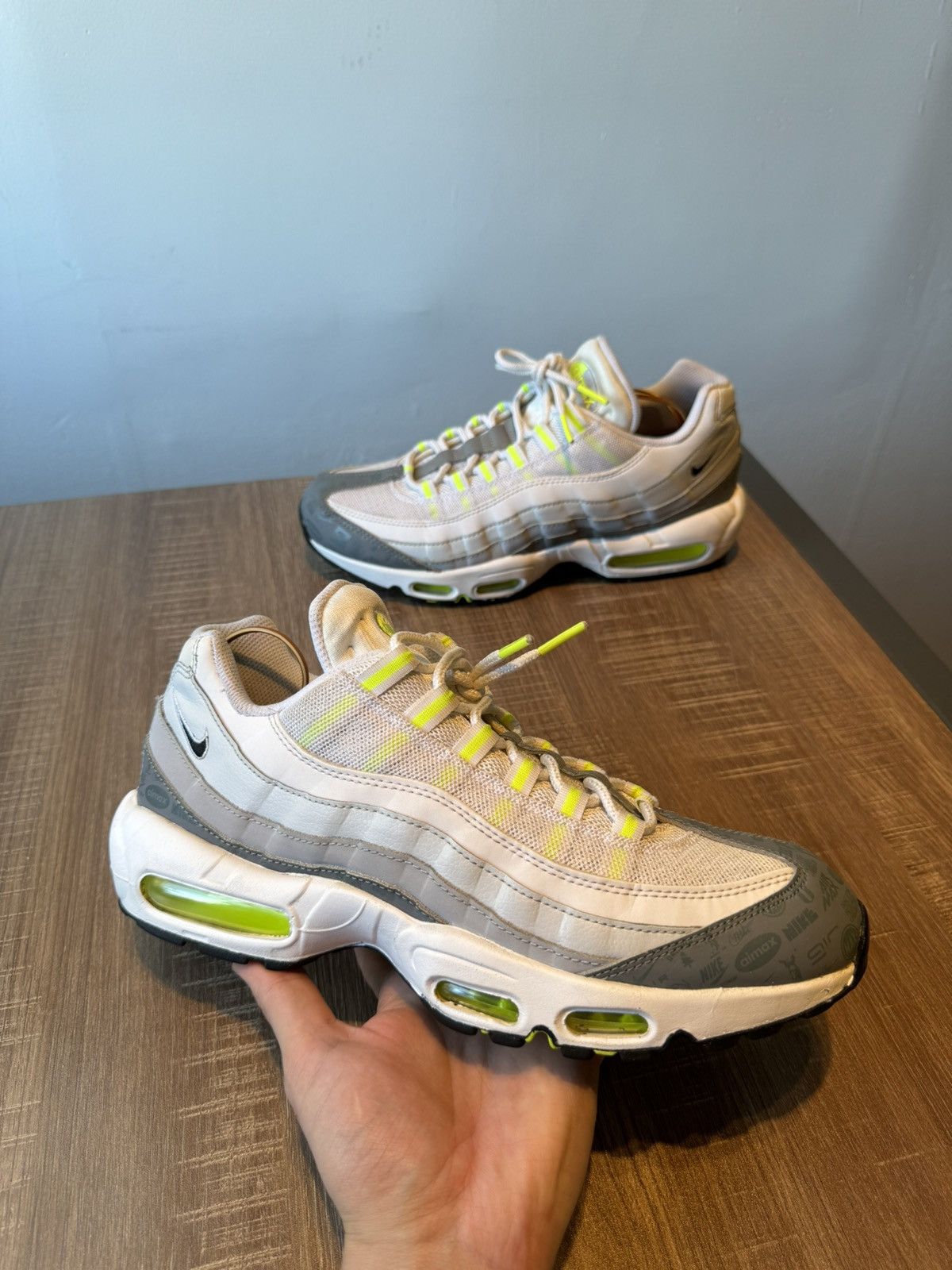Nike Nike Air Max 95 Retro Logos Gray White Volt Green Men 10 Size US 10 / EU 43 - 1 Thumbnail