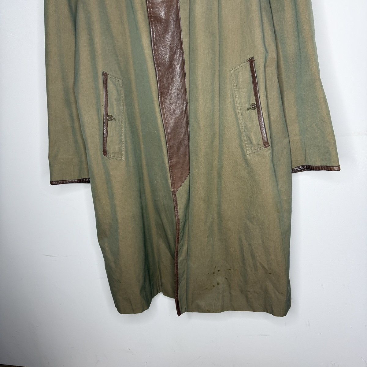 Burberry Vintage Burberry London Trench Coat Leather Collar Accents Size US L / EU 52-54 / 3 - 5 Thumbnail
