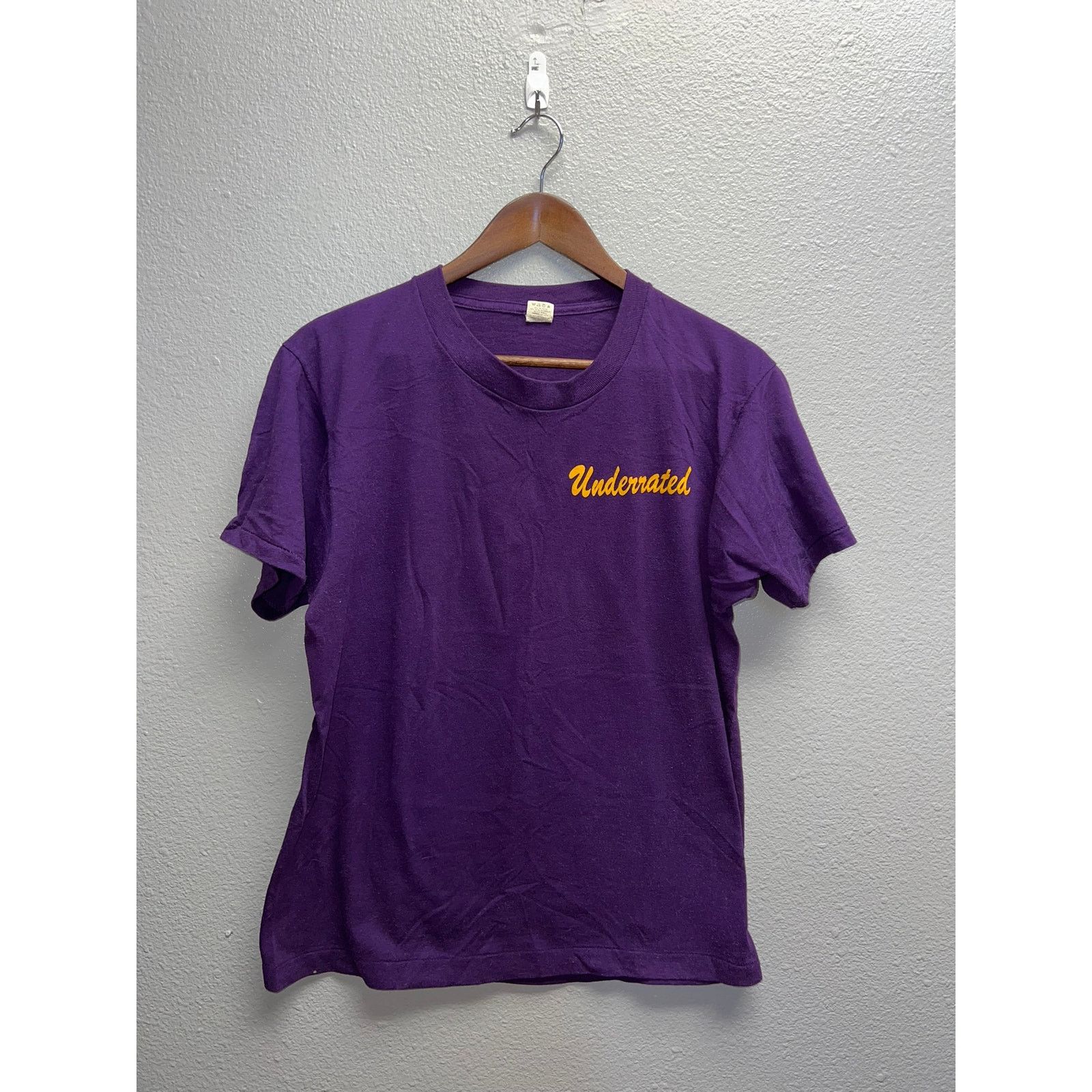 Vintage Vintage Underrated Shirt Under Rated Purple Tee USA 80s M Size US M / EU 48-50 / 2 - 1 Thumbnail