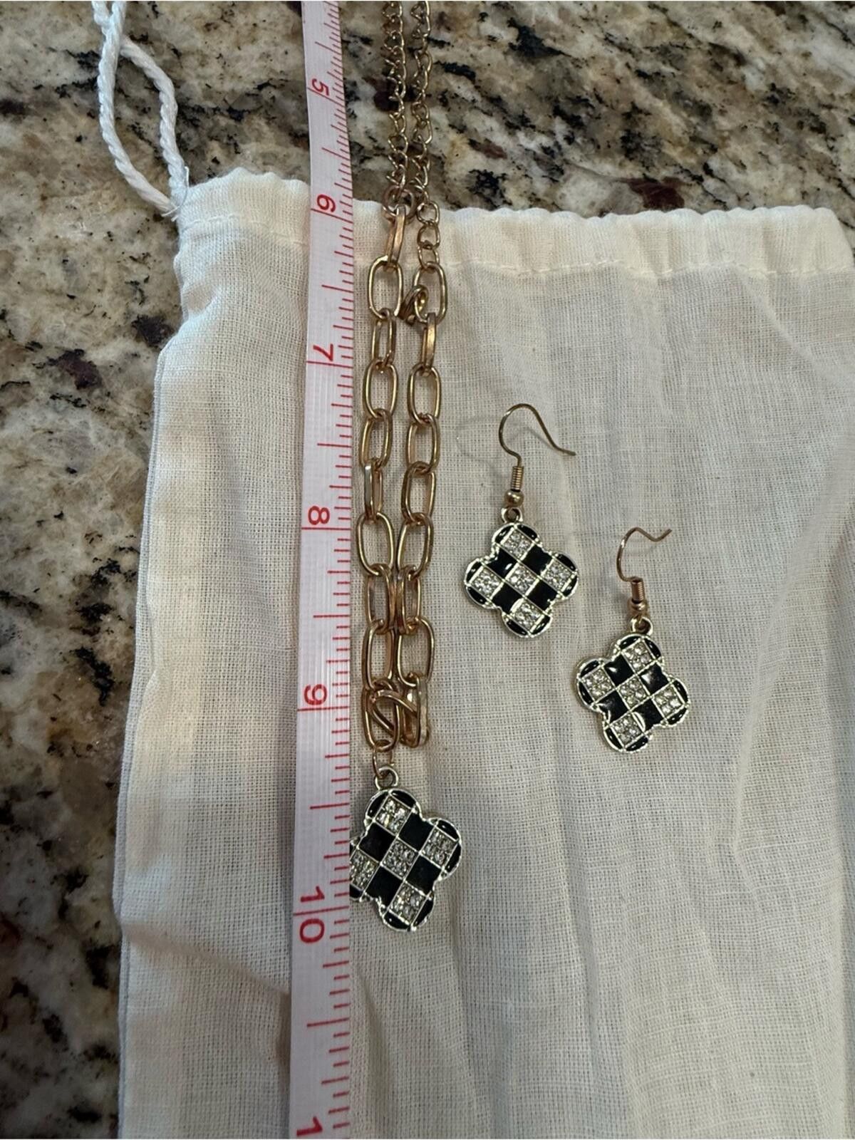 Other Checkered black & rhinestone clover necklace & earring set Size ONE SIZE - 5 Thumbnail