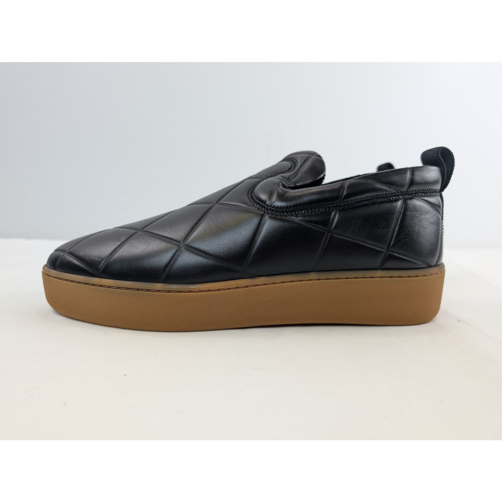 Bottega Veneta o1rshd1 Embossed Lagoon Nappa Quilt Sneaker in Black Size US 11 / EU 44 - 10 Thumbnail