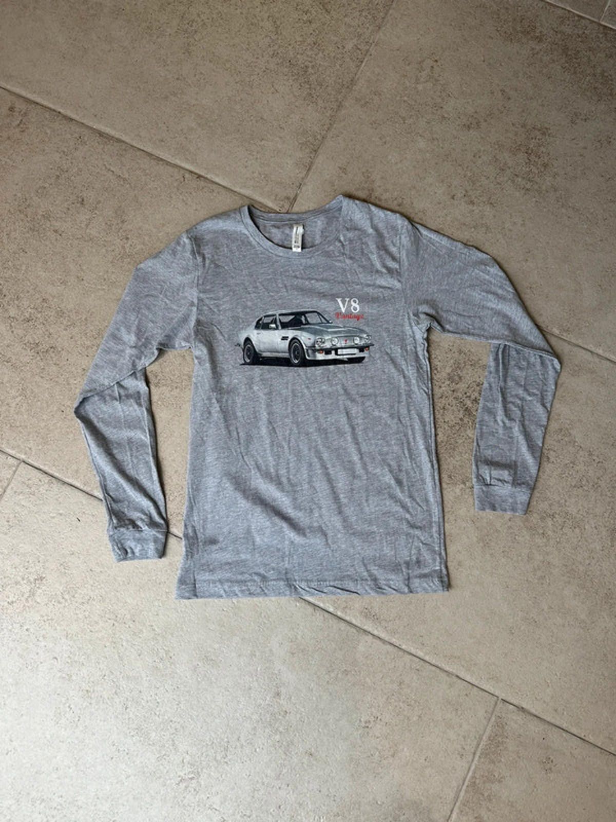 Designer Vintage Aston Martin Longsleeve Size US S / EU 44-46 / 1 - 1 Thumbnail