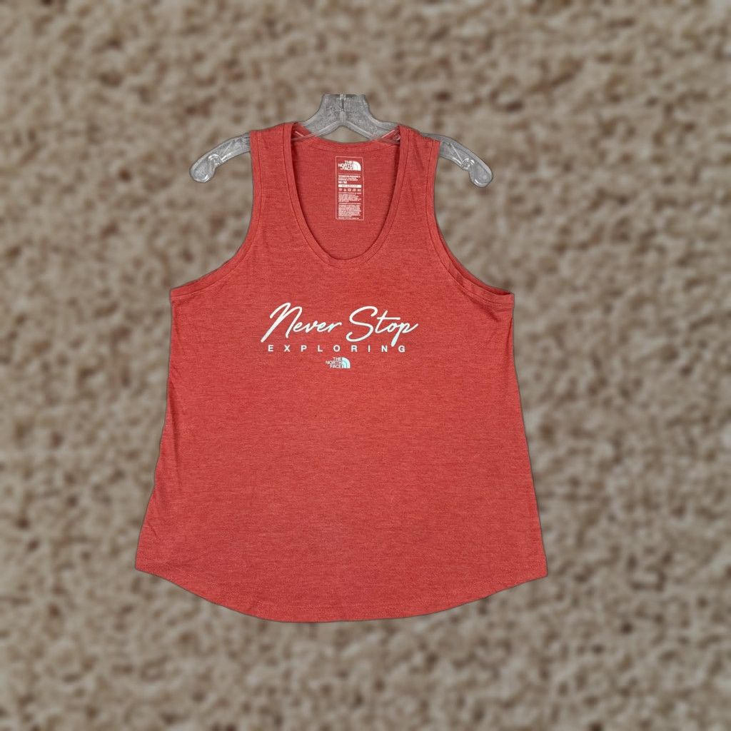 The North Face The North Face Shirt Women M Pink Tank Sleeveless Scoop Neck Poly Blend Gym Casual Workwear Size M / US 6-8 / IT 42-44 - 1 Thumbnail