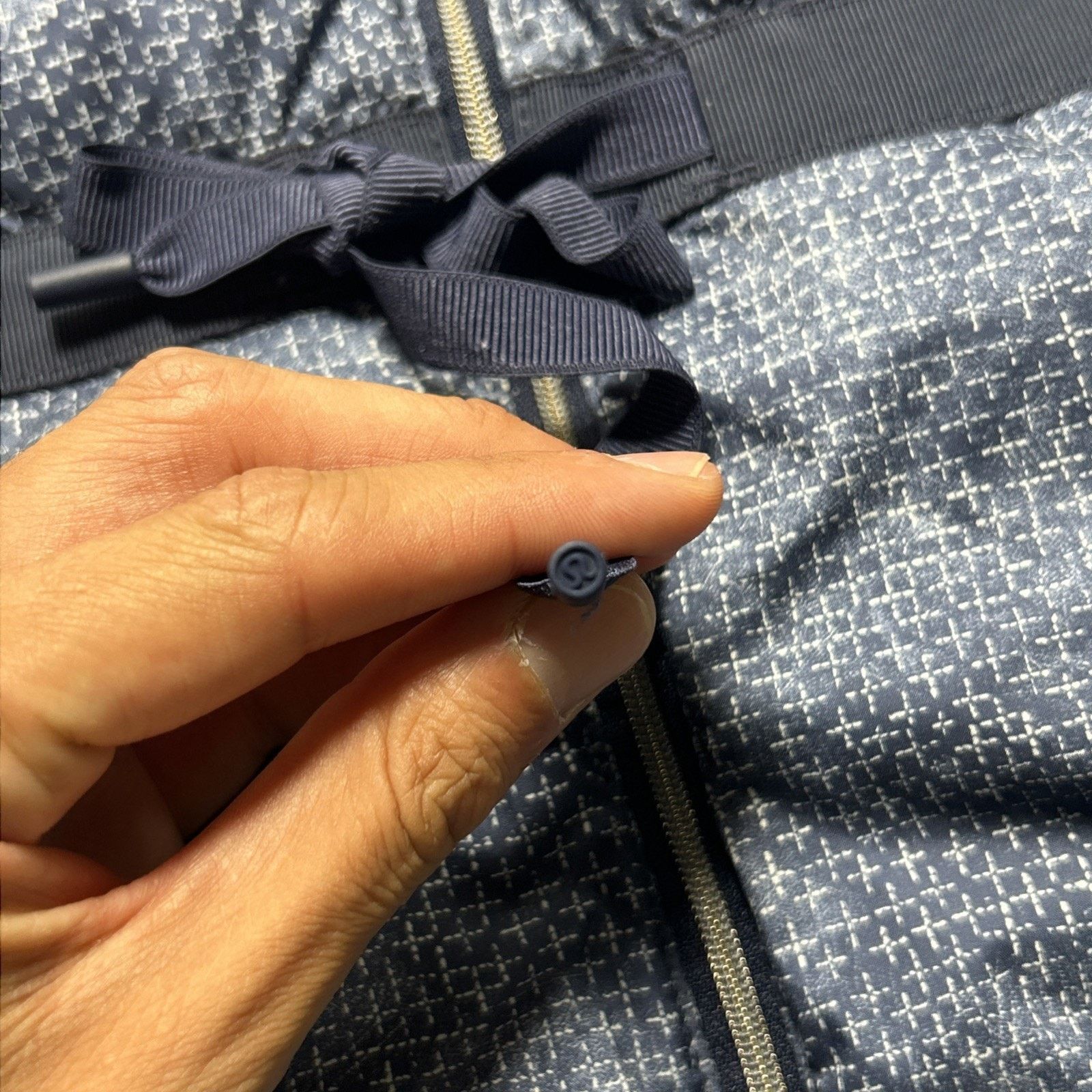 Lululemon Lululemon Another Mile Vest Size 8 Down Removable Hoodie Size M / US 6-8 / IT 42-44 - 6 Thumbnail