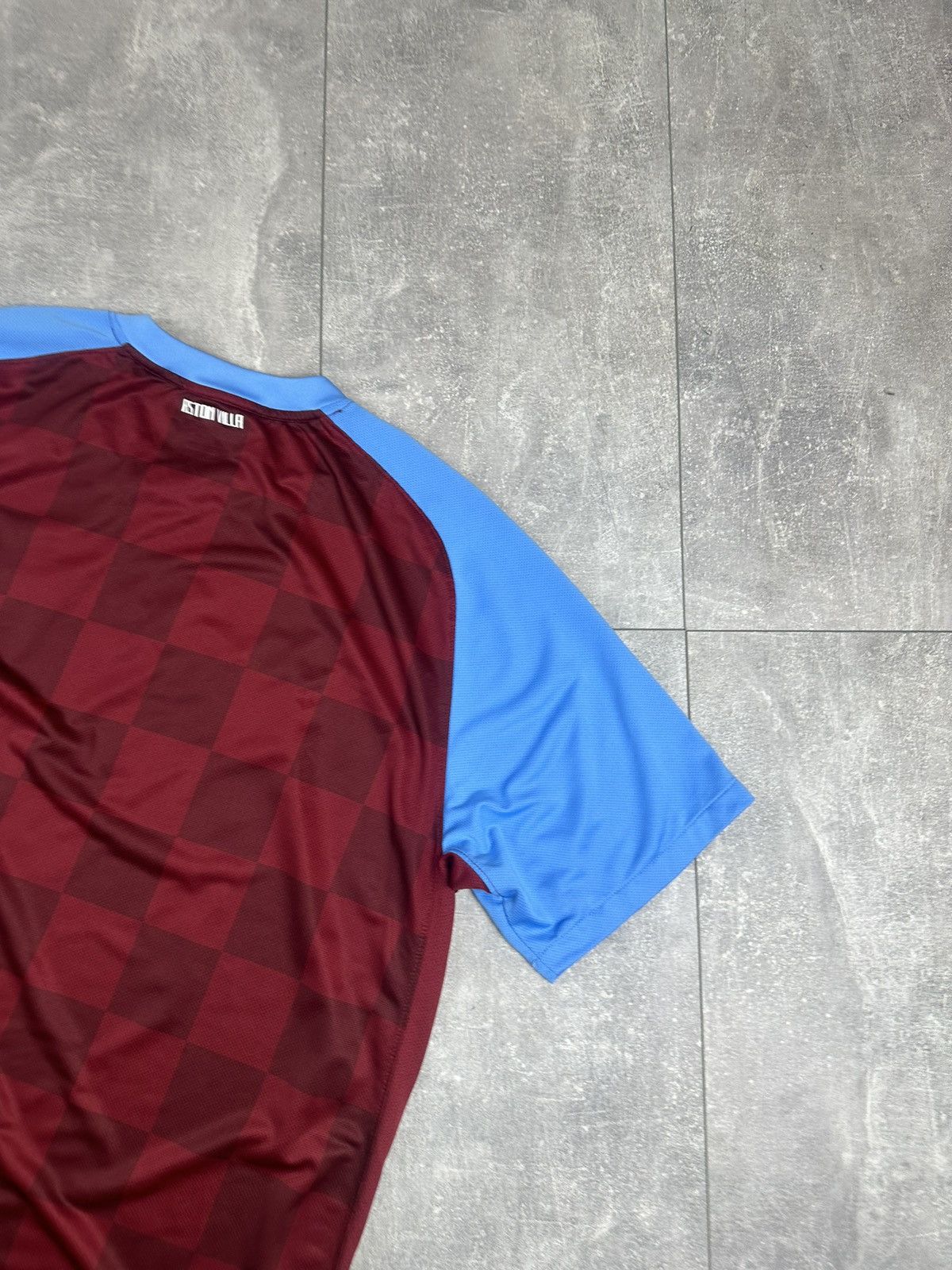 Nike Nike Aston Villa 2011/12 Home Soccer Football Jersey Size US XXL / EU 58 / 5 - 16 Thumbnail