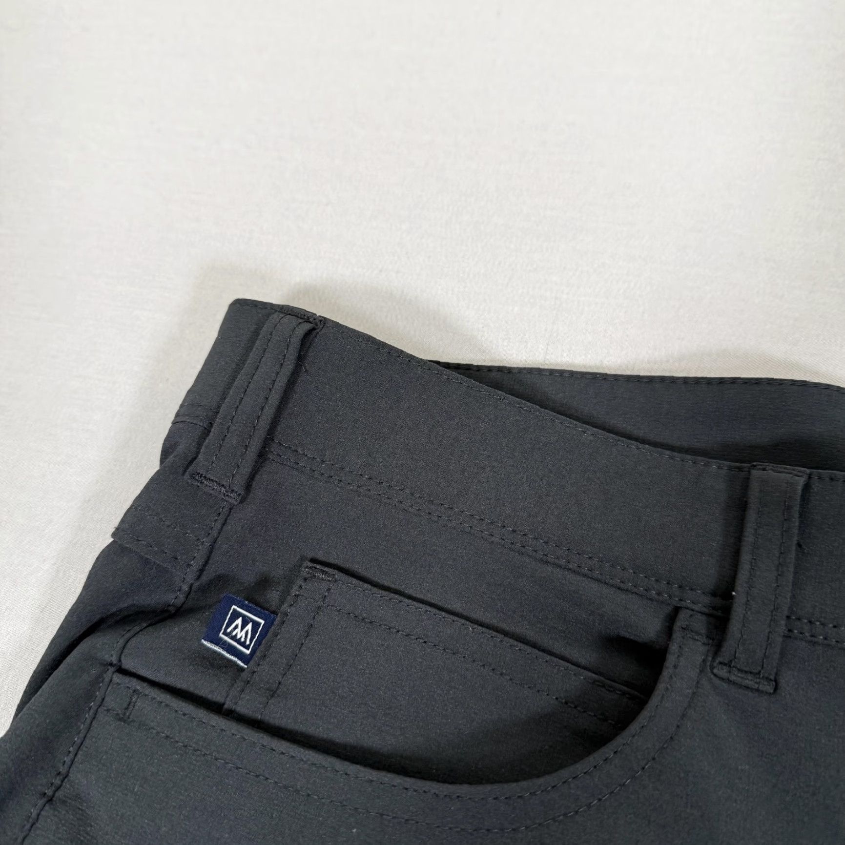 Mizzen+Main Mizzen Main Pants Mens 35x28 Charcoal Helmsman Slim 5 Pocket Performance Golf Size US 35 - 3 Thumbnail