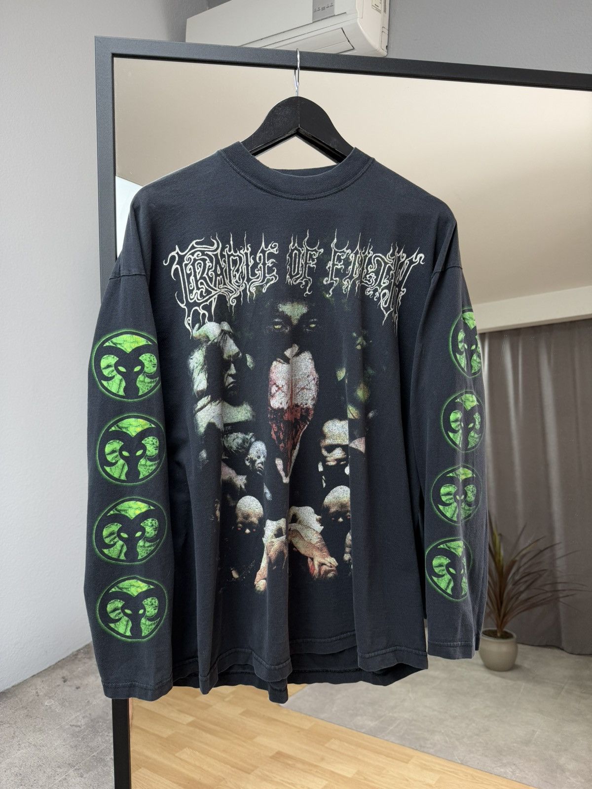 Band Tees Cradle Of Filth 1999 Canvas For A Lick Of Paint Long Sleeve Size US XL / EU 56 / 4 - 1 Thumbnail