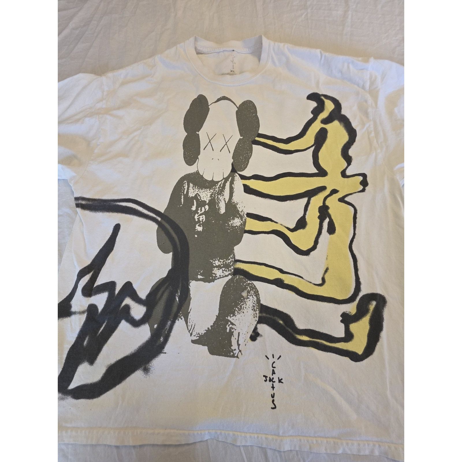 Travis Scott Travis Scott Cactus Jack + Kaws For Fragment Tee Size US XL / EU 56 / 4 - 1 Thumbnail