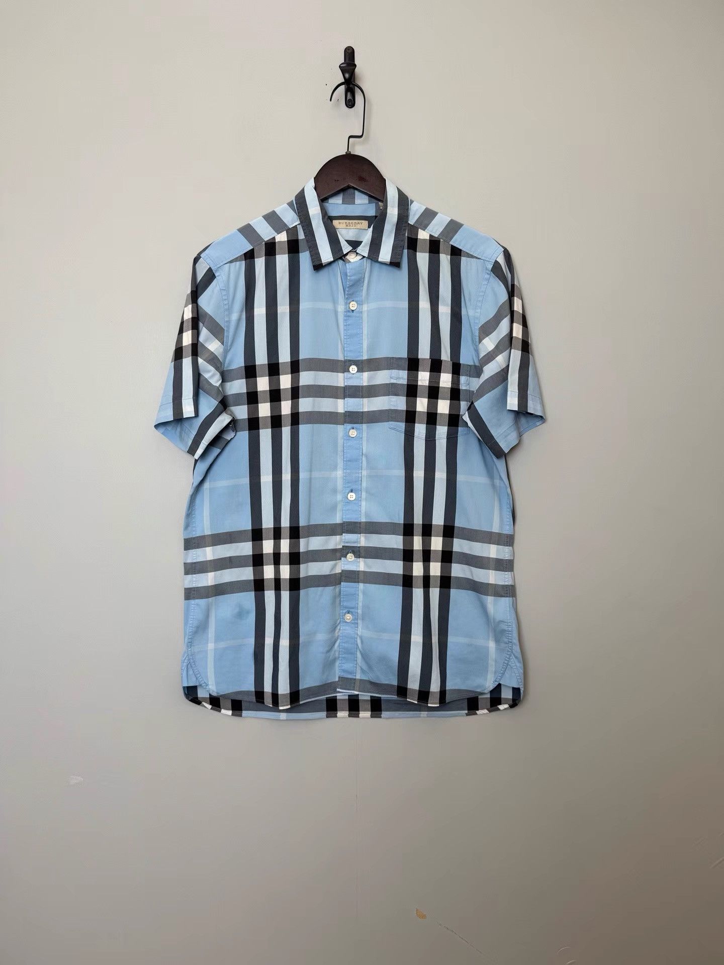 Burberry Burberry Light Blue Classic Check Short Sleeve Shirt K36 Size US M / EU 48-50 / 2 - 1 Thumbnail