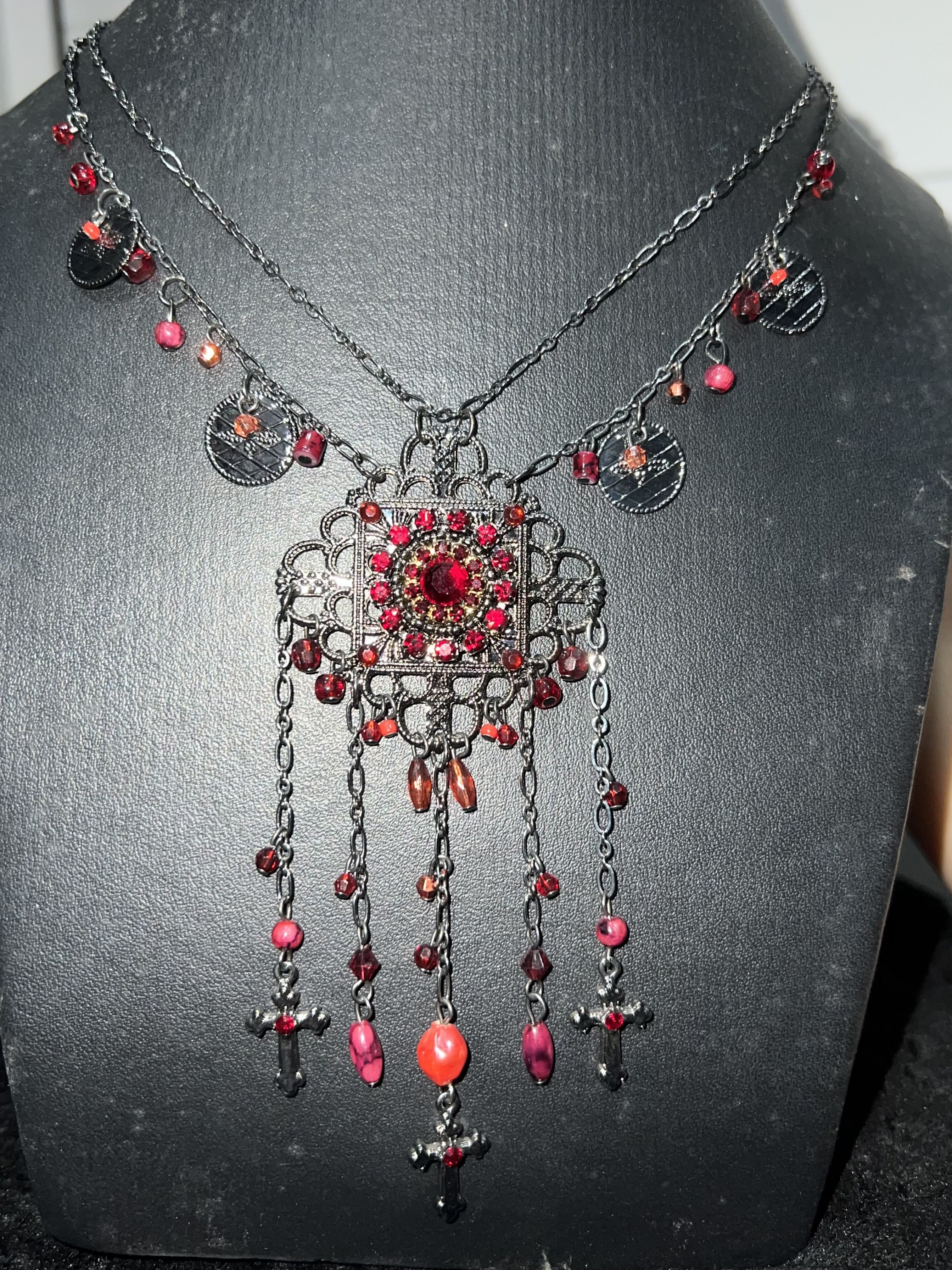 Japanese Brand Gothic Victorian Red Necklace 🥀 Size ONE SIZE - 11 Thumbnail