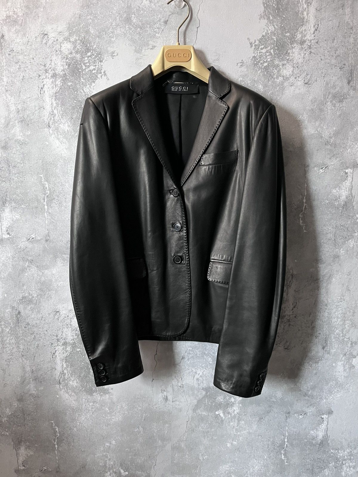 Gucci F/W 2001 by Tom Ford runway leather blazer jacket