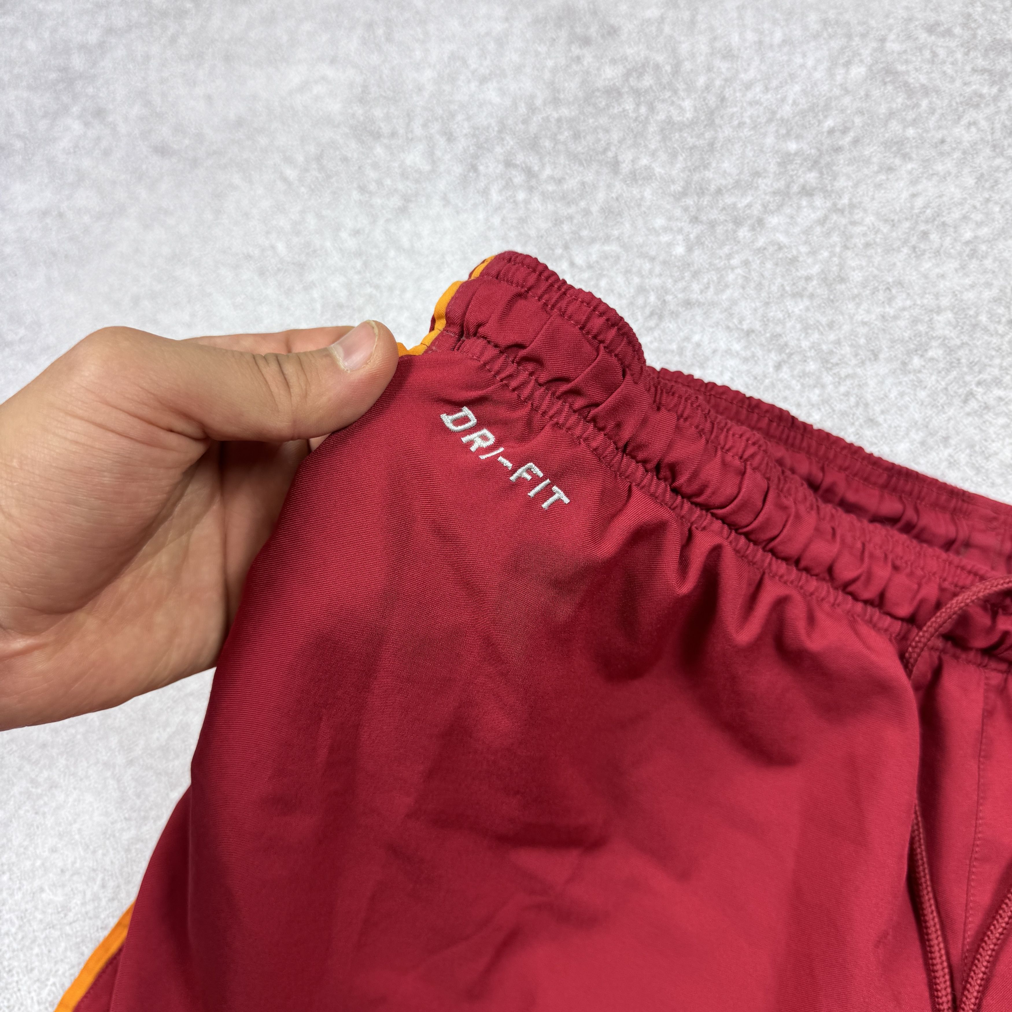 Nike Nike 2014 Galatasaray Dri-Fit Shorts Size L-XL Size US 36 / EU 52 - 5 Thumbnail