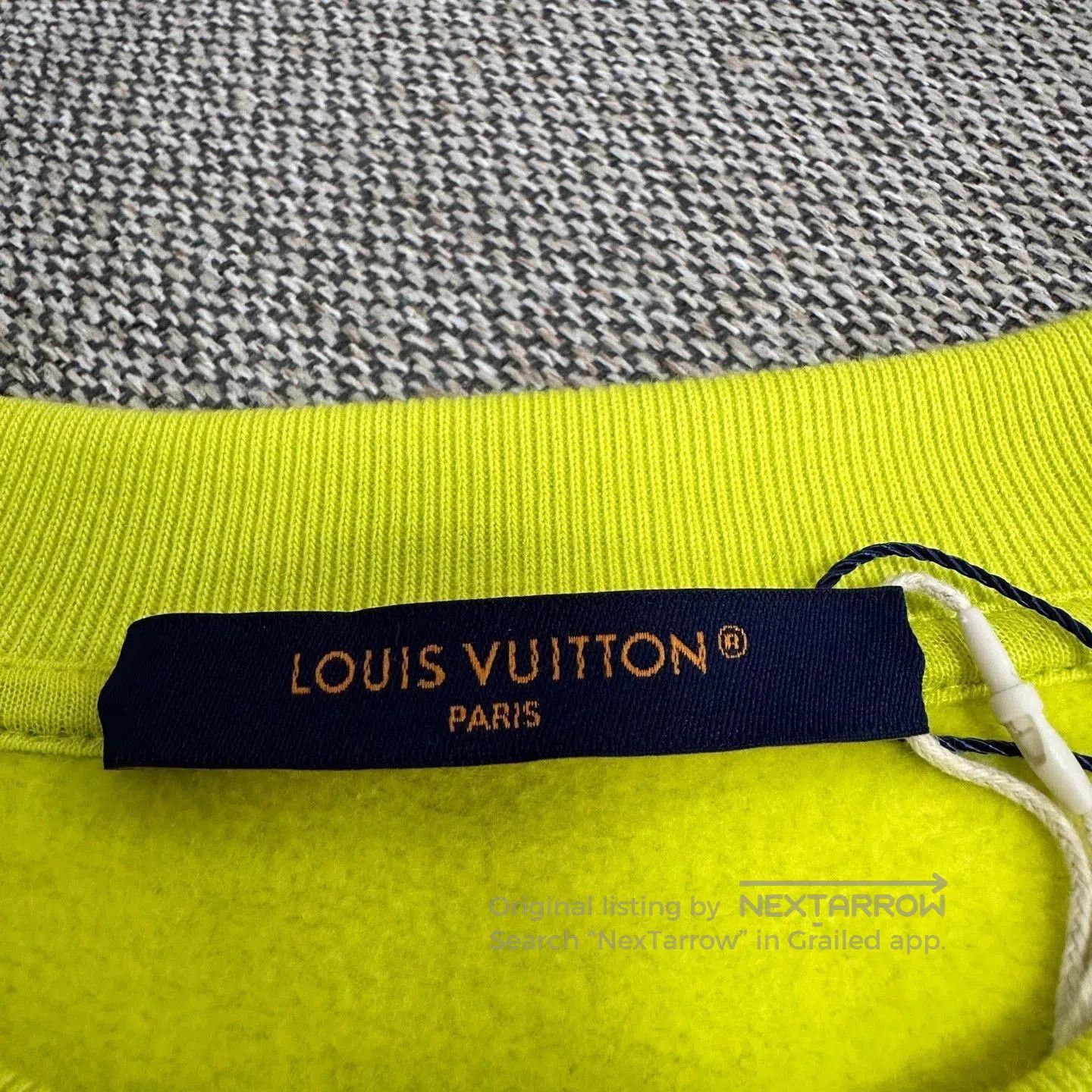 Louis Vuitton louis vuitton yellow logo sweatshirt size medium. Size US M / EU 48-50 / 2 - 3 Thumbnail