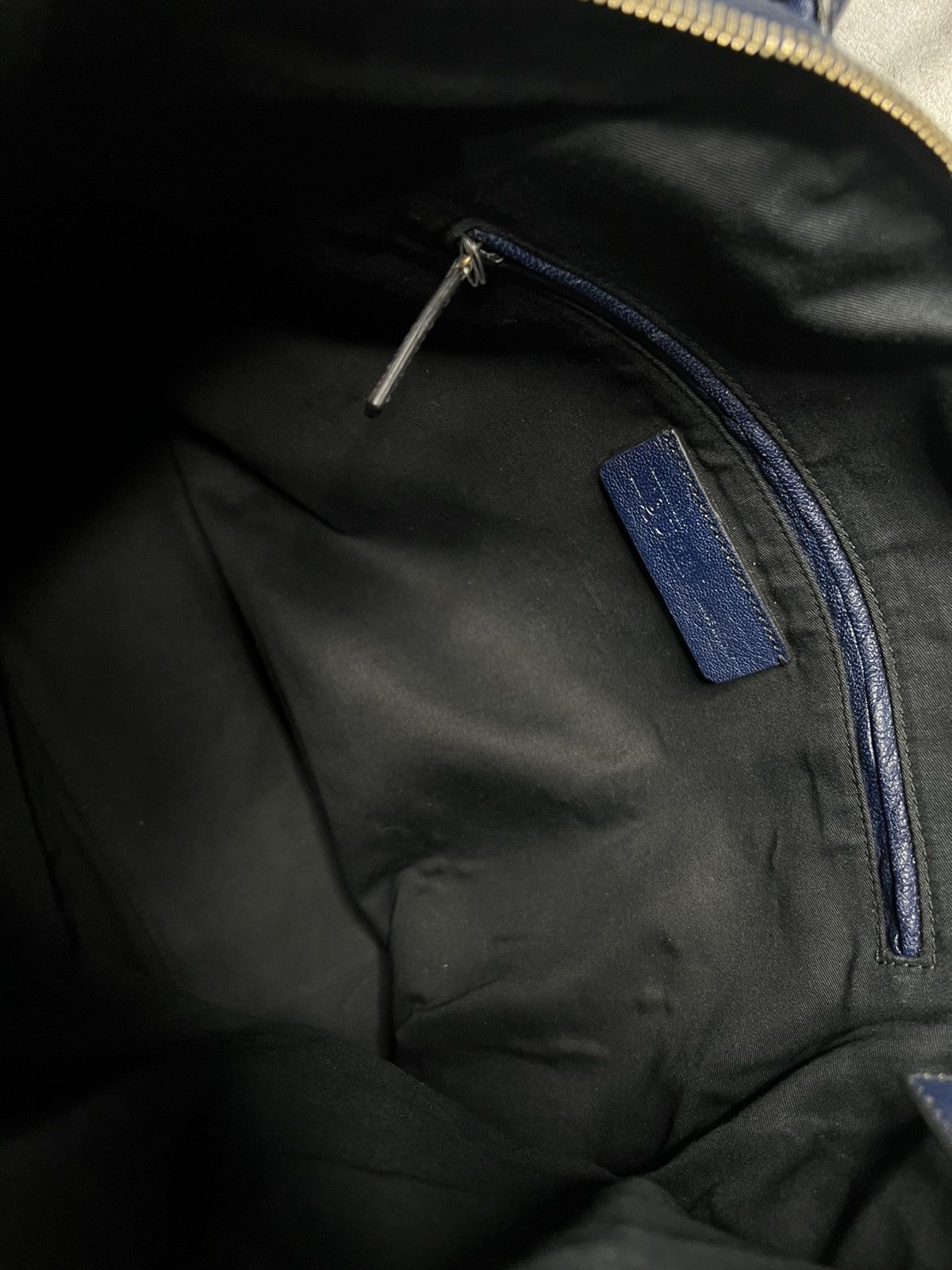 Alexander McQueen Iconic Alexander Mcqueen Navy Leather De Manta Bag Size ONE SIZE - 9 Thumbnail
