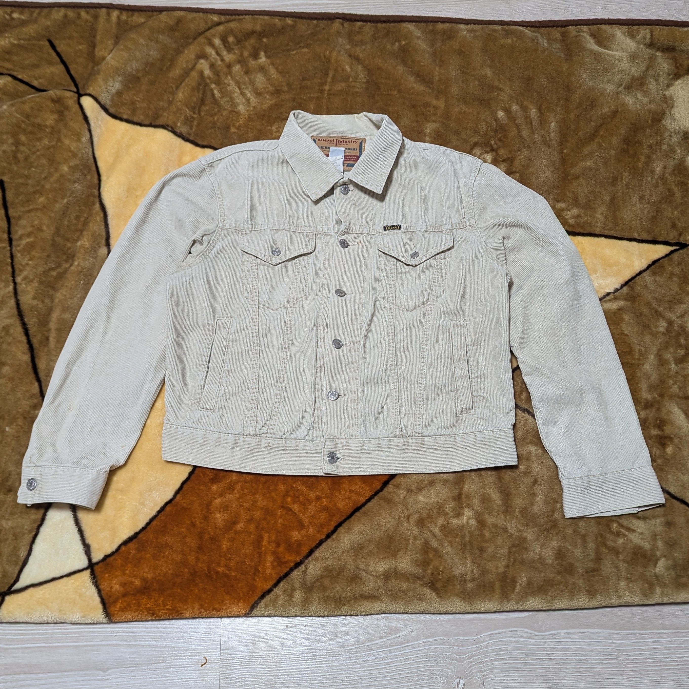 Diesel 90s Diesel Industry Cream Corduroy Trucker Jacket Boxy Fit Size US M / EU 48-50 / 2 - 1 Thumbnail