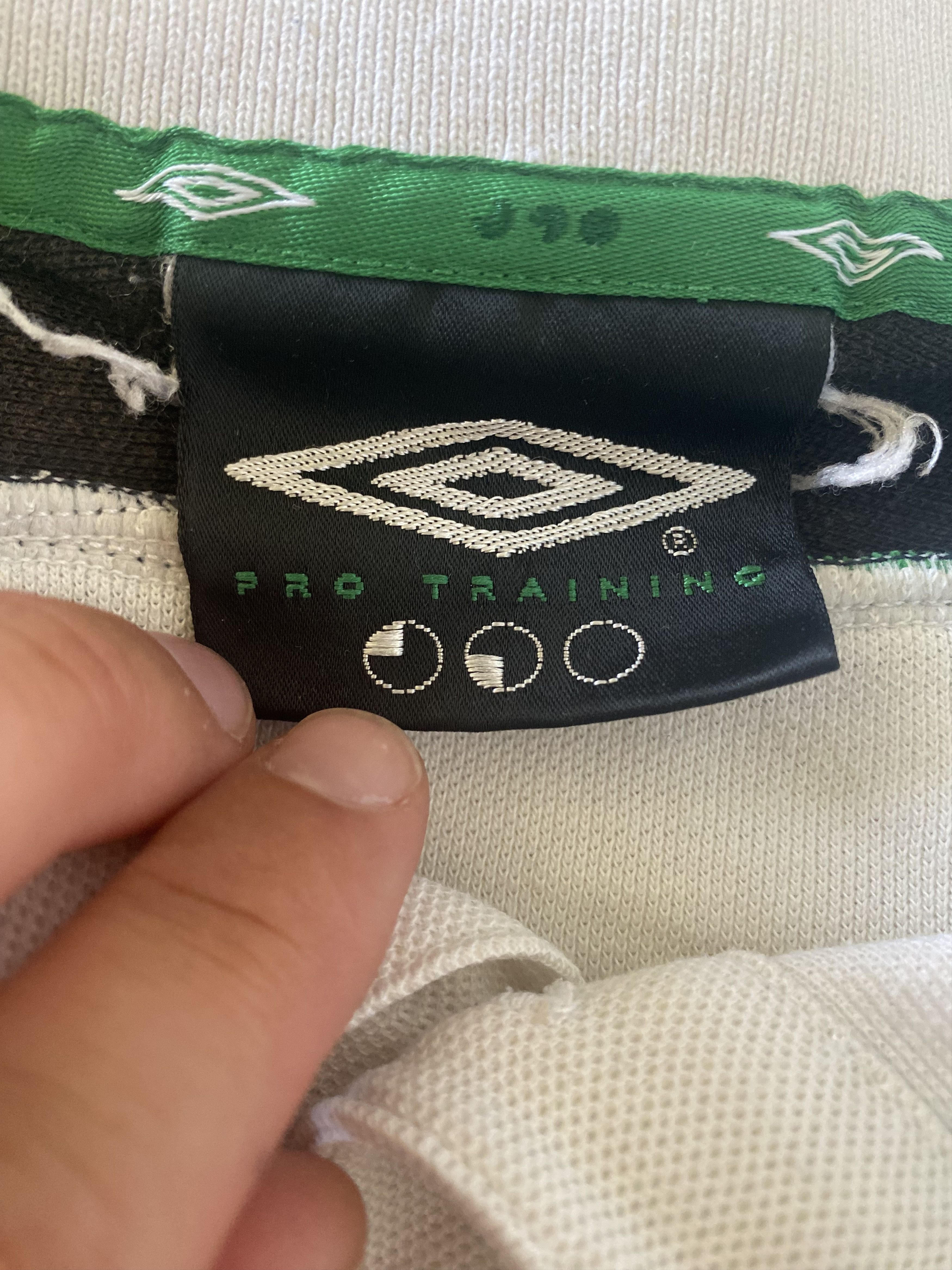 Umbro Vintage polo shirt CELTIC F.C. Umbro - M - UNIQUE Size US M / EU 48-50 / 2 - 4 Thumbnail