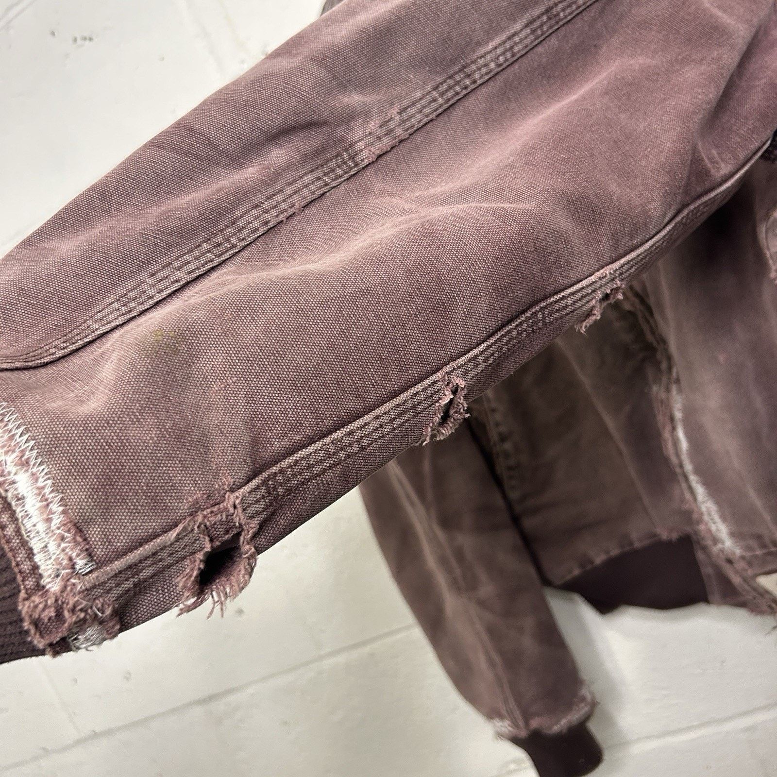 Carhartt Vintage Carhartt Quilted Santa Fe Jacket “Burgundy” J14 BRG Size US L / EU 52-54 / 3 - 13 Thumbnail
