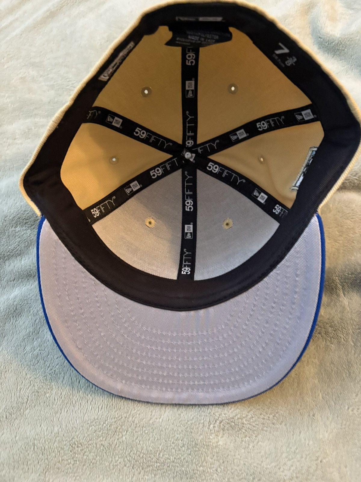 Lids × MyFitteds × New Era Chicago White Sox 7 3/8 Fitted Cap Size ONE SIZE - 3 Thumbnail