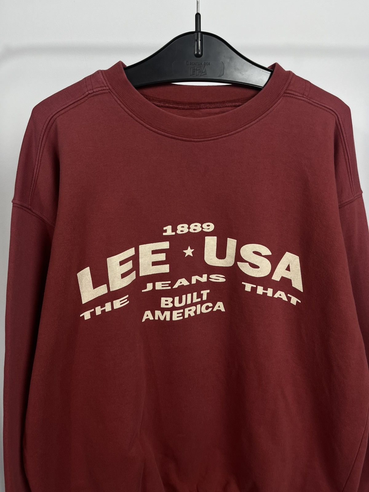 Lee Vintage Lee USA Red Sweatshirt The Jeans That Built America Size US M / EU 48-50 / 2 - 3 Thumbnail