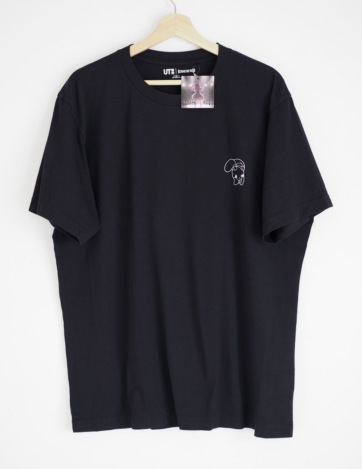 Uniqlo Oshi no ko anime graphic bunny uniqlo t shirt XL Size US XL / EU 56 / 4 - 3 Thumbnail