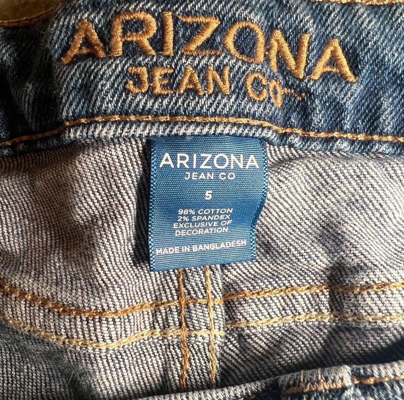 Arizona Jean Co. Distressed denim shorts Size 24" / US 00 / IT 34 - 5 Thumbnail