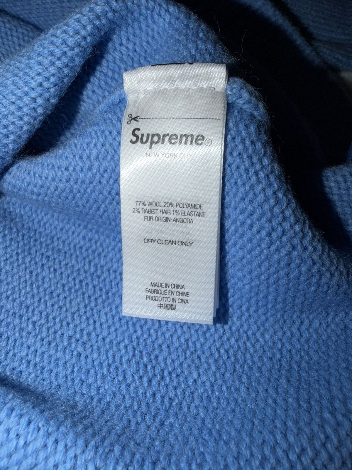 Supreme Supreme Angora Script Sweater Light Blue - Large Size US L / EU 52-54 / 3 - 9 Thumbnail