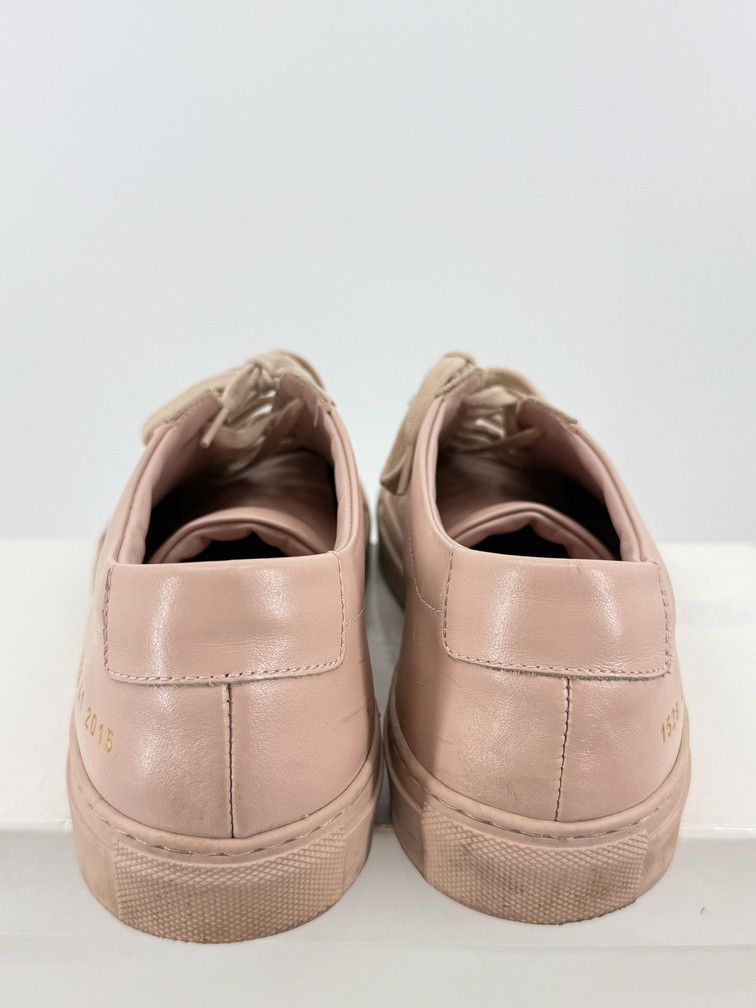 Common Projects Achilles Lo size 41 (fits US9) Size US 9 / EU 42 - 5 Thumbnail