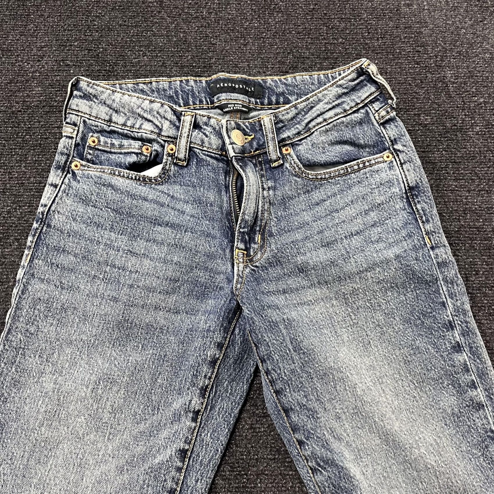 Vintage Aéropostale Jeans Mid Rise Ankle Straight Womens 0 Medium Blue Stretch Denim Jeans Women Regular Fit Pocket Zip Closure Size 25" / US 0 / IT 36 - 2 Thumbnail