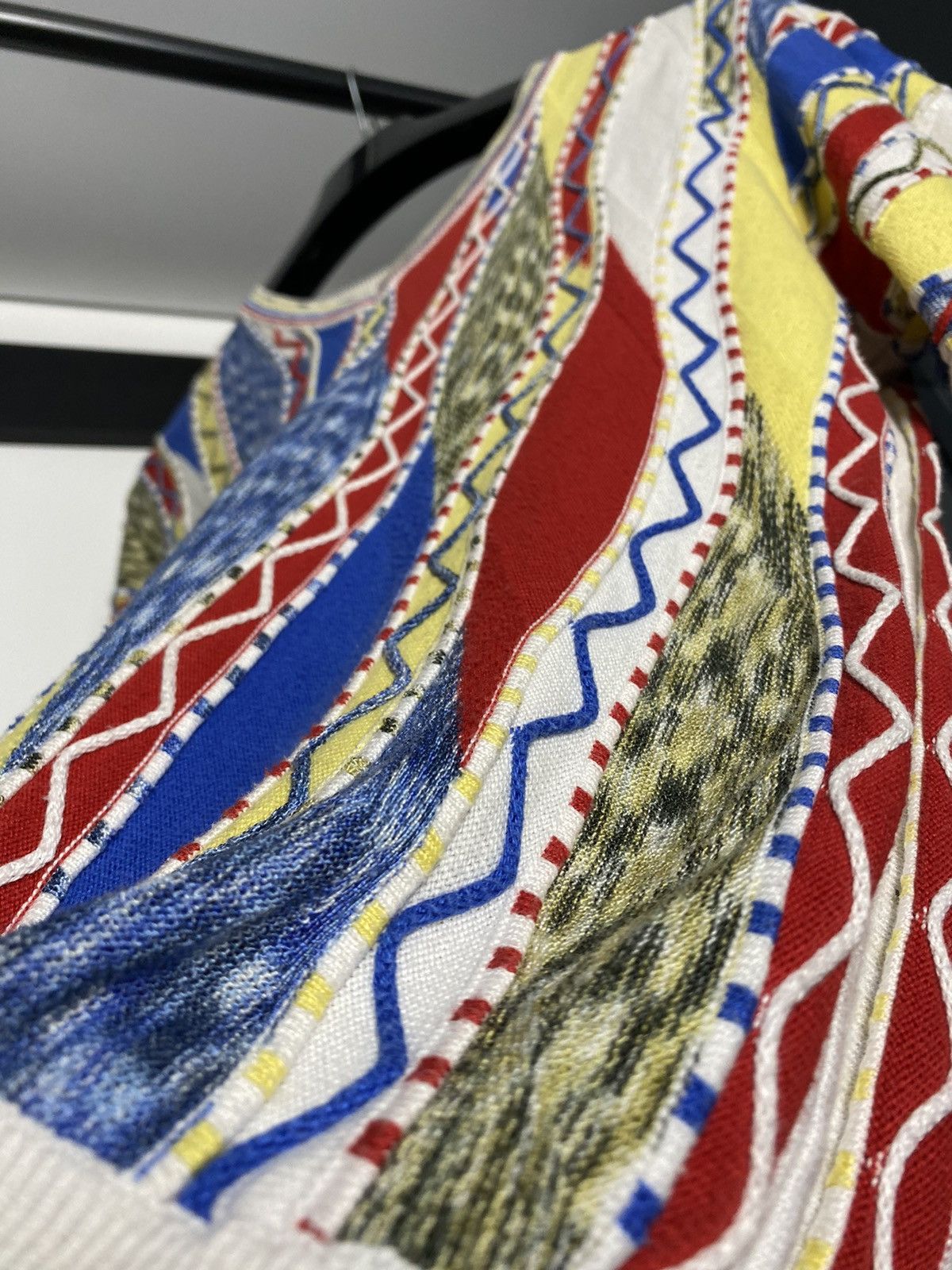 Vintage Vintage 3D knit Coogi style cotton sweater Size US S / EU 44-46 / 1 - 3 Thumbnail