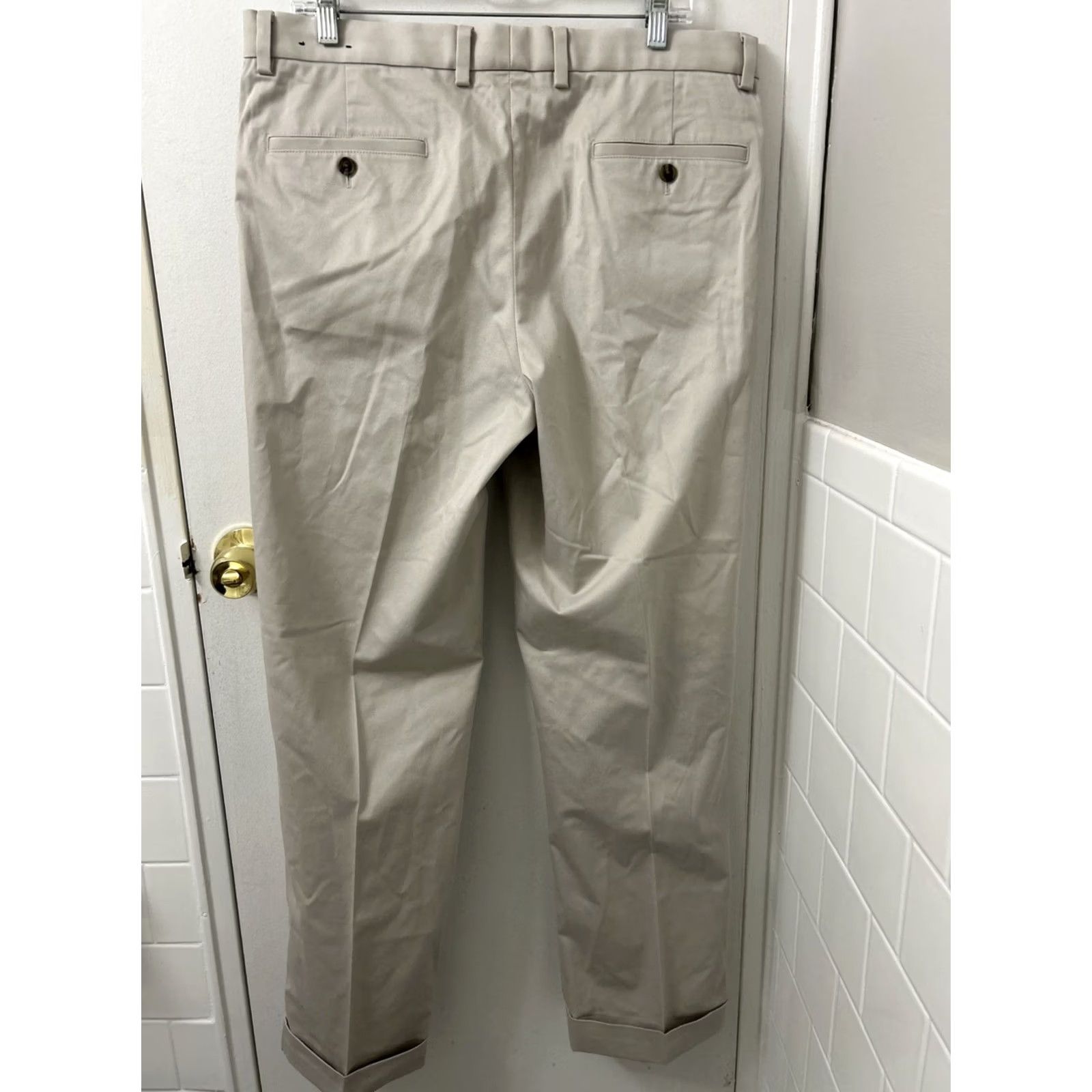 Brooks Brothers Brooks Brothers Pants Men 36x32 Beige Chino Stretch Pleated Straight Leg Regular Fit Vintage N/A Size US 36 / EU 52 - 7 Thumbnail